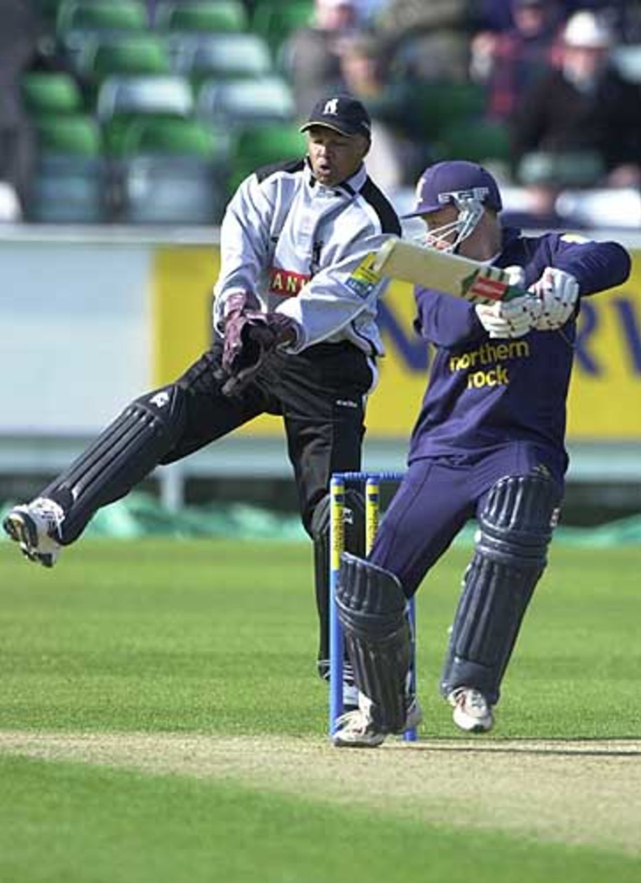 Durham v Warks, Norwich Union League, Division One, Riverside Ground , Chester le Street, 12 May 2002