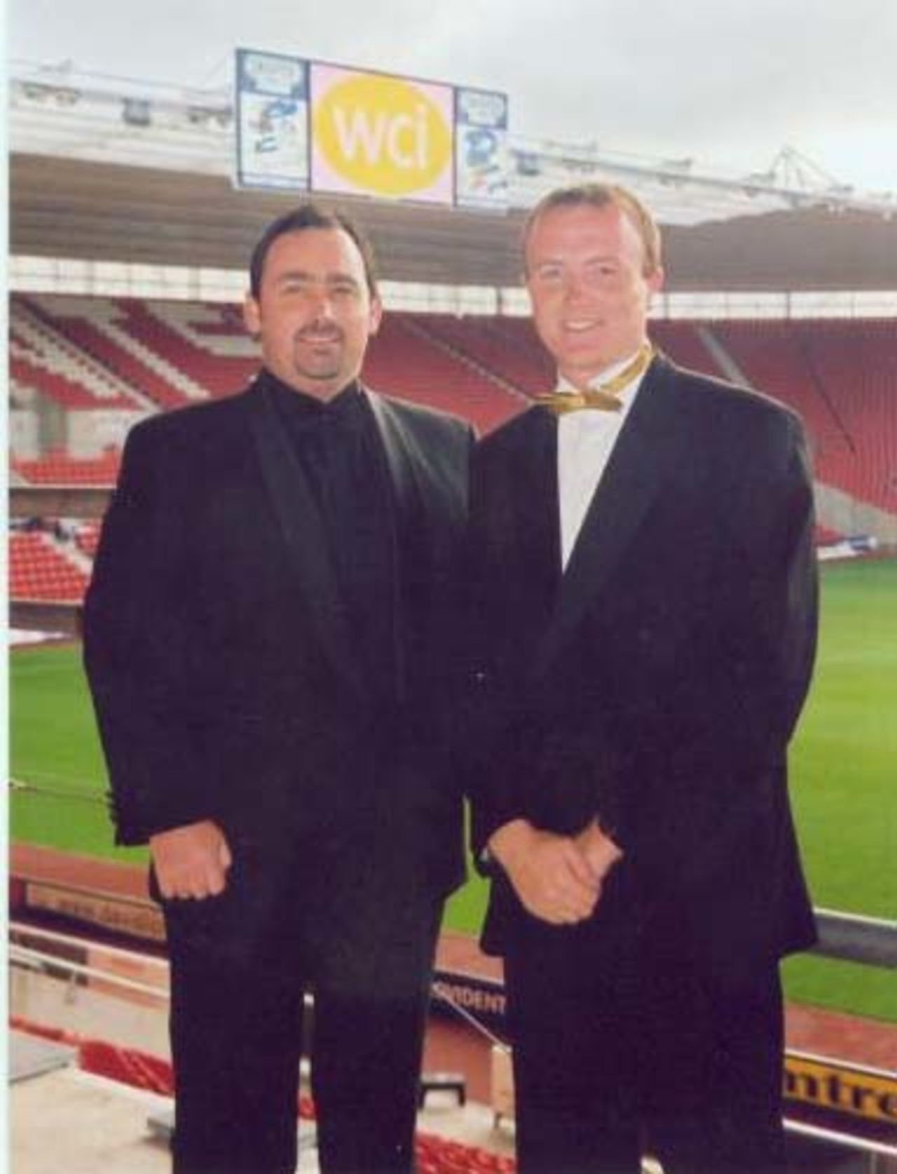 Mark Wingrove Corporate Sales Director, of WCI and main supporter welcomes Shaun Udal to the benefit dinner at St.Mary's Stadium