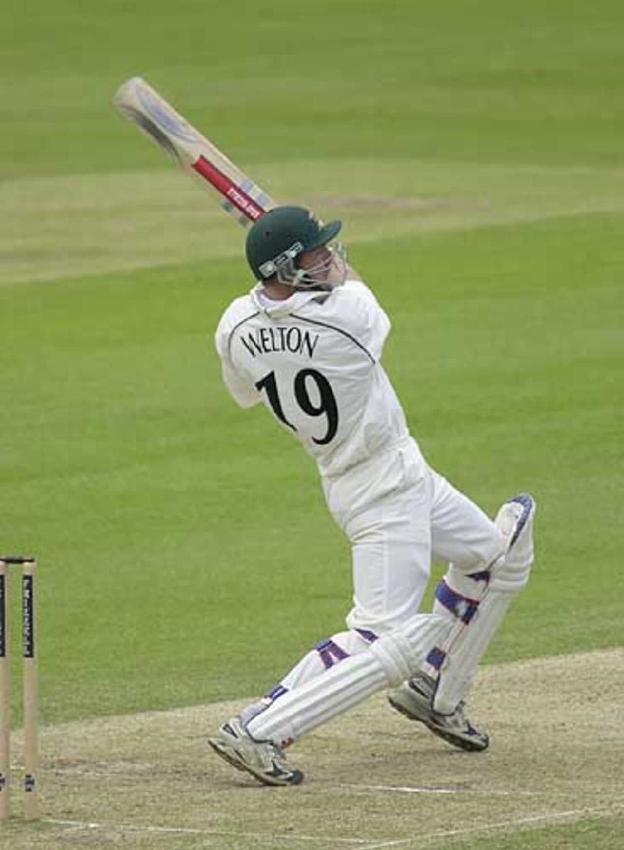 Guy Welton crashes a four through the covers, Frizzell County Championship, Trent Bridge, 25 May 2002