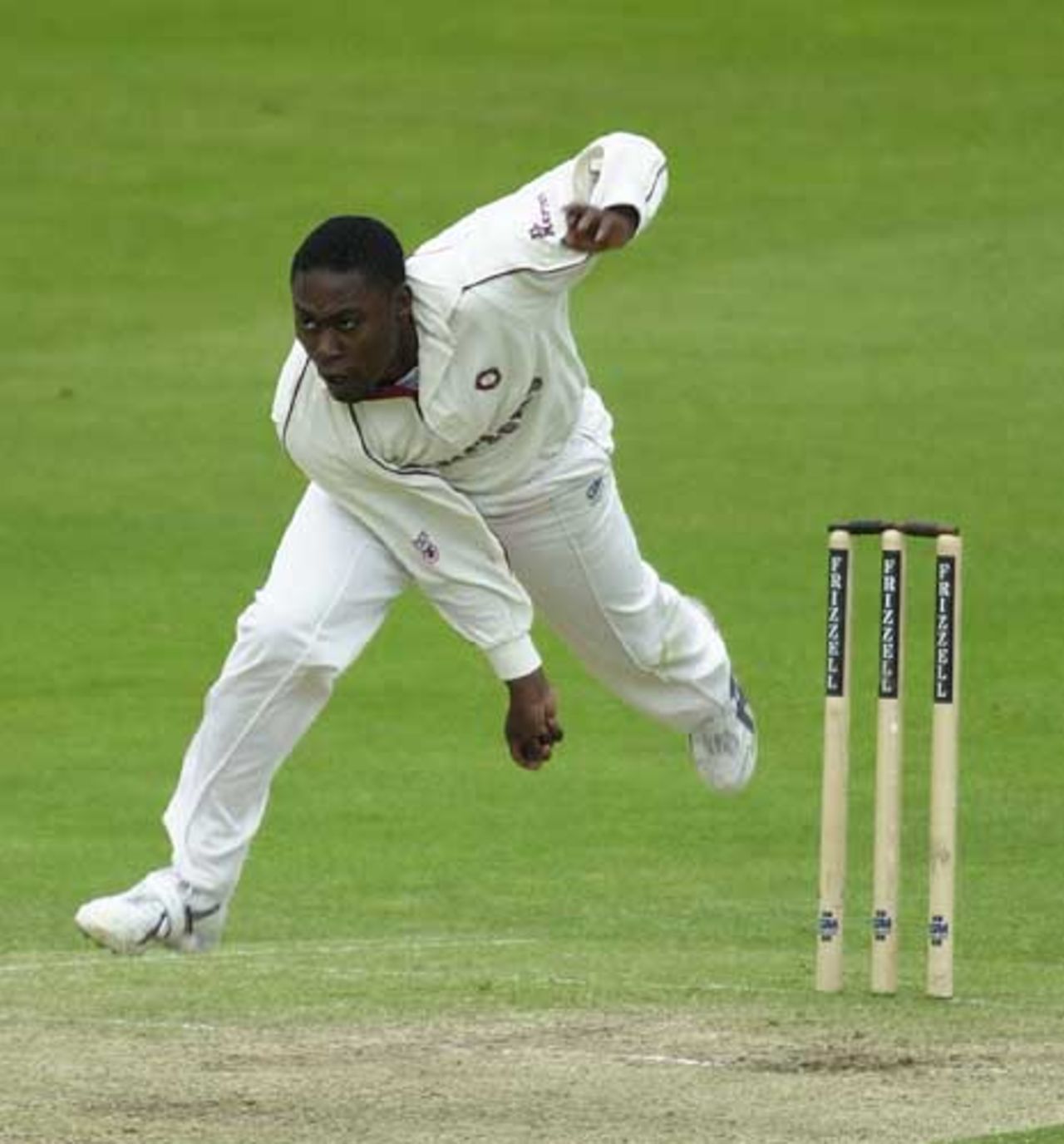 Flying Ricky Anderson at Trent Bridge, Frizzell County Championship, Trent Bridge, 25 May 2002