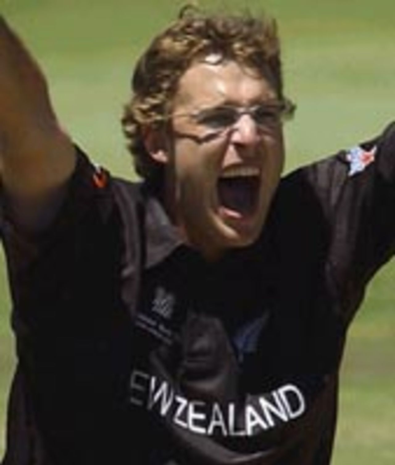 Indhp - Daniel Vettori: New Zealand's matchwinner against Sri Lanka