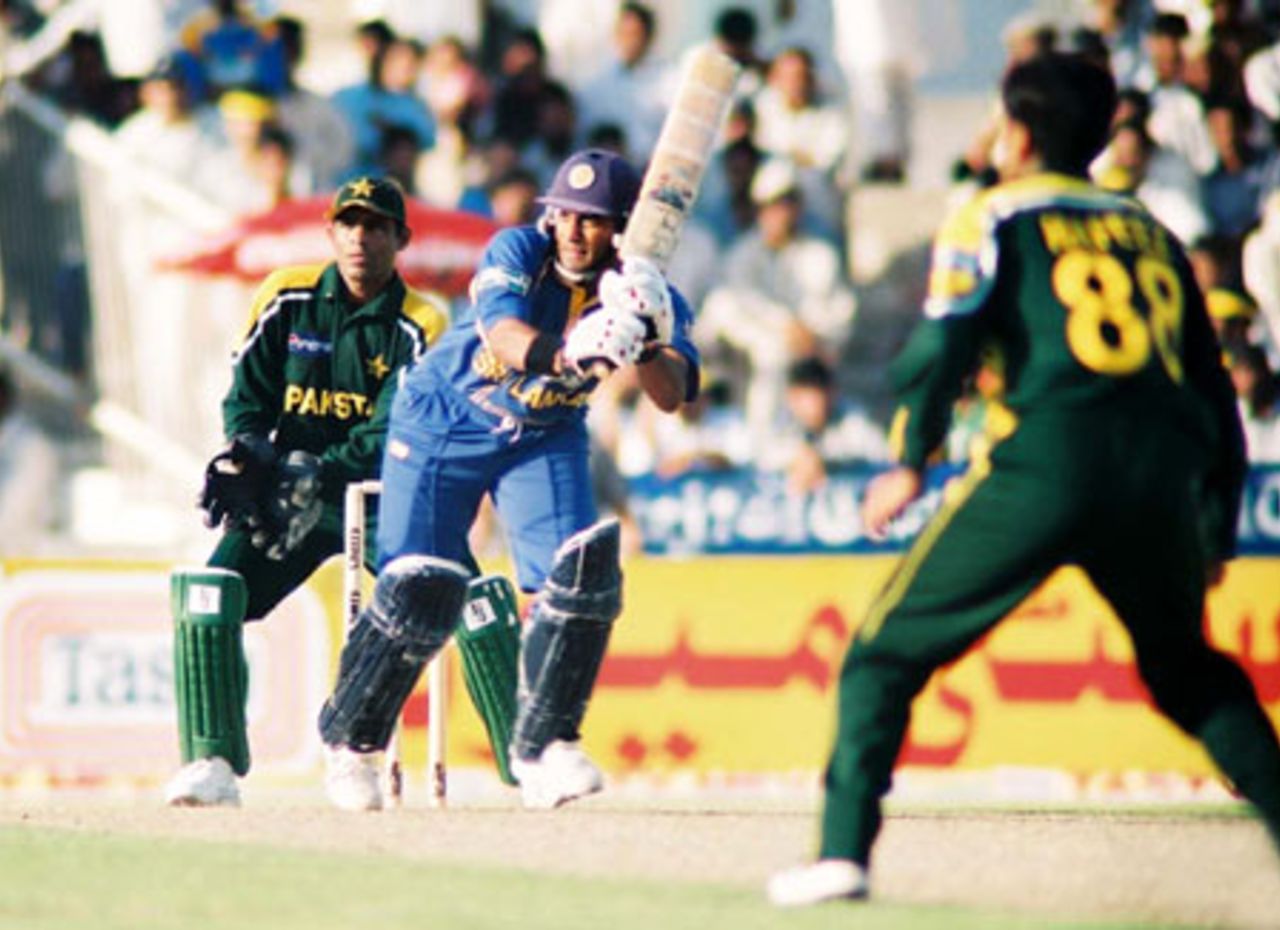 Tillakaratne with a lovely stroke off Hafeez for four, 2nd Match: Pakistan v Sri Lanka, Cherry Blossom Sharjah Cup, 4 Apr 2003