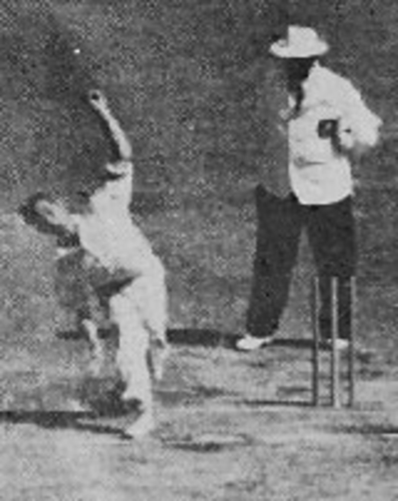 Ian Meckiff bowling, Australia v England, Melbourne, 1958-59 (throwing controversy)