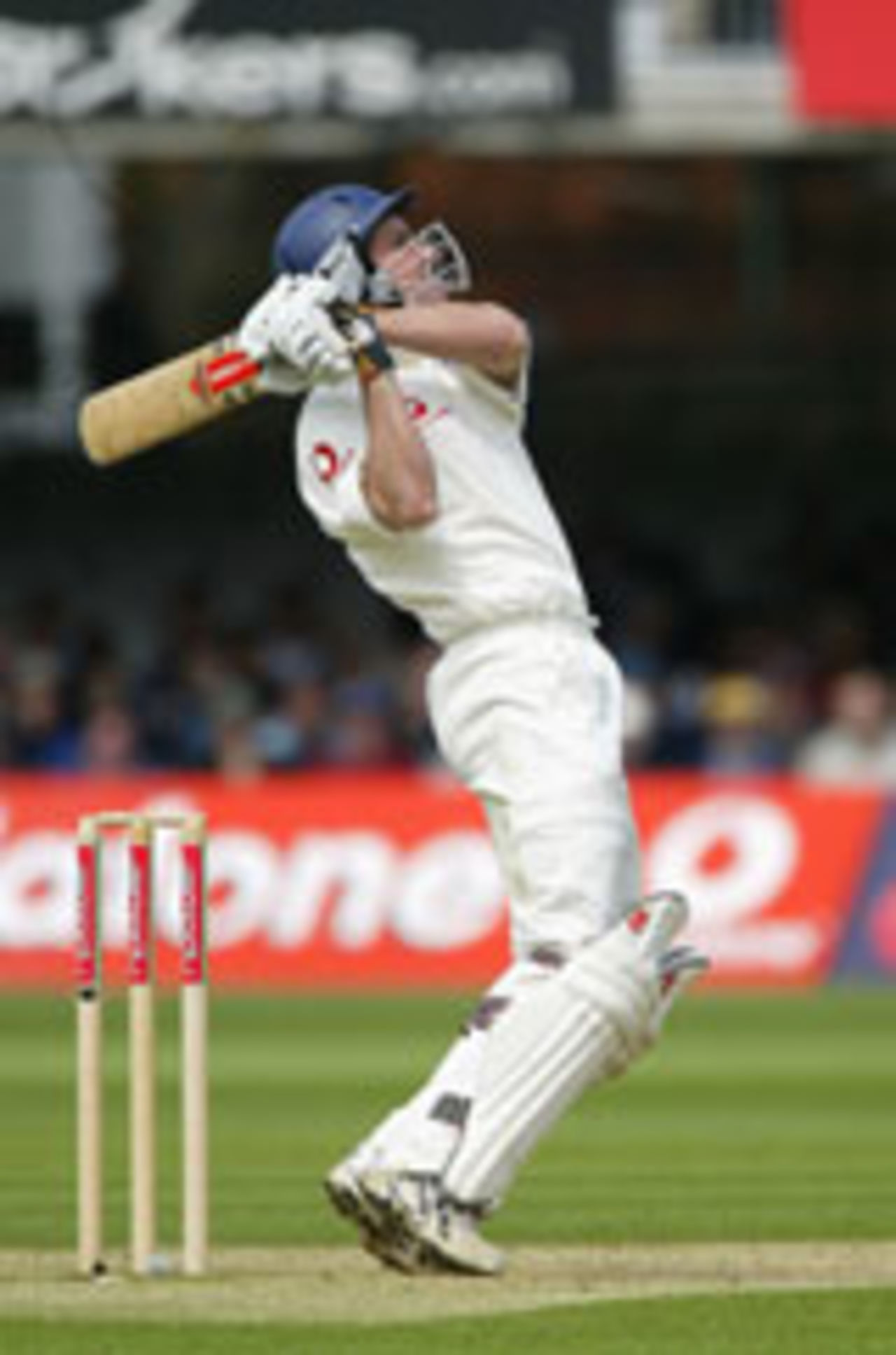 Andrew Strauss on the attack, England v New Zealand, 1st Test, Lord's, May 21, 2004