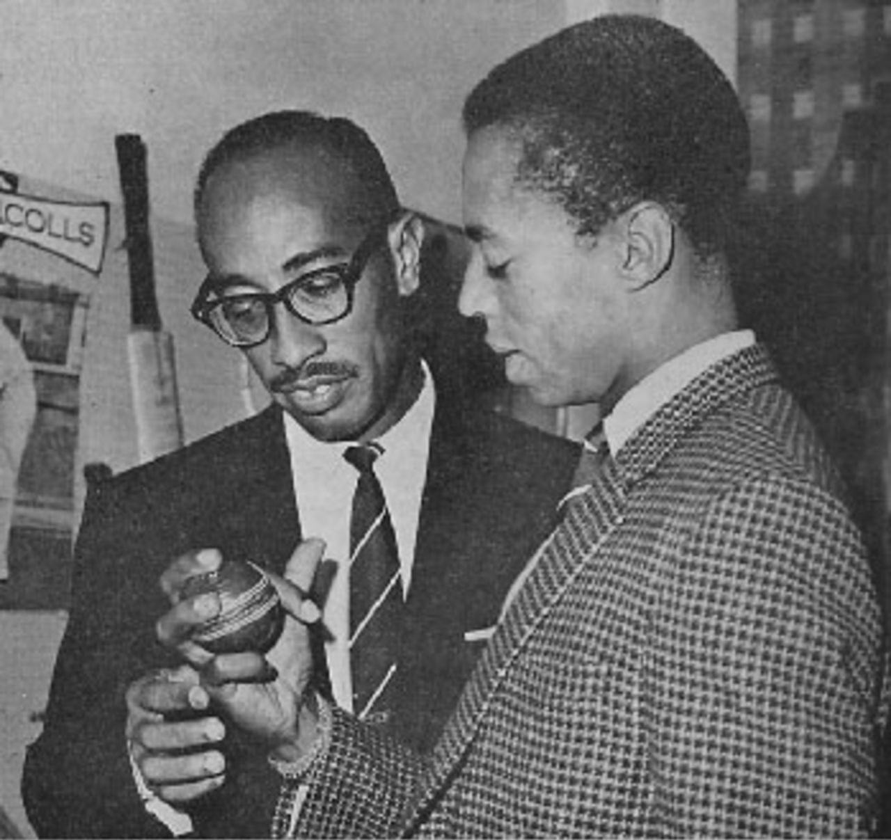 Alf Valentine (left) and Lance Gibbs discuss the art of spin, England, 1963