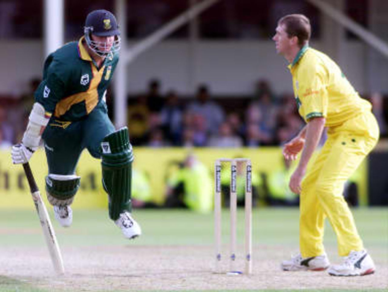 South Africa's Lance Klusener leaps to the crease to save his wicket before Australian's victory over South Africa during their semi-final match in the Cricket World Cup at Edgbaston, Birmingham, 17 June 1999.