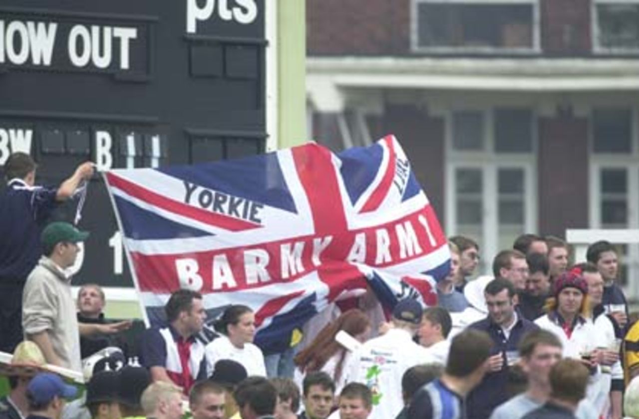 England v Zimbabwe, 2nd Test Day 3, Trent Bridge, 1-5 June 2000