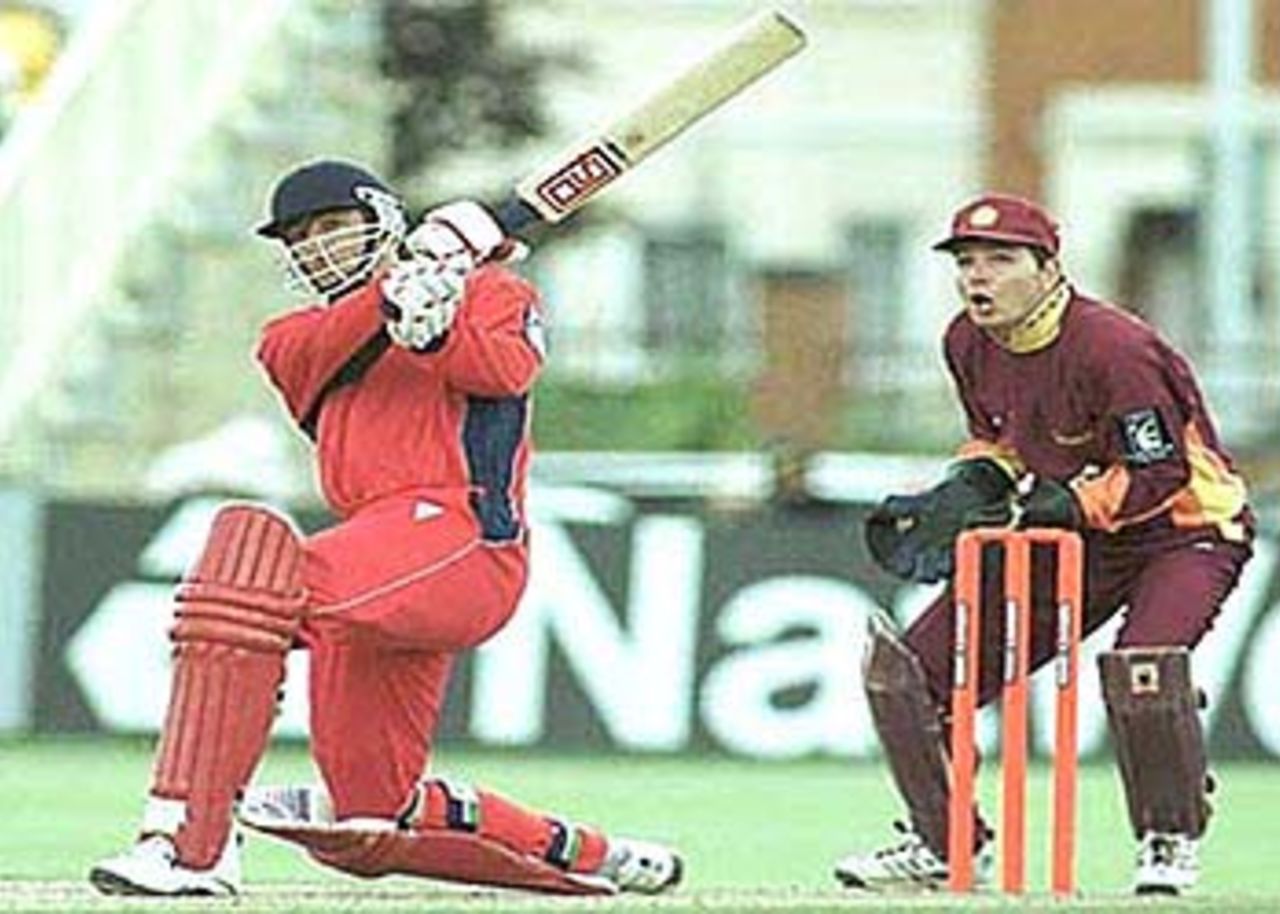 Watkinson pulls the ball over mid-wicket, National League Division One, 2000, Northamptonshire v Lancashire, County Ground, Northampton, 4 June 2000.