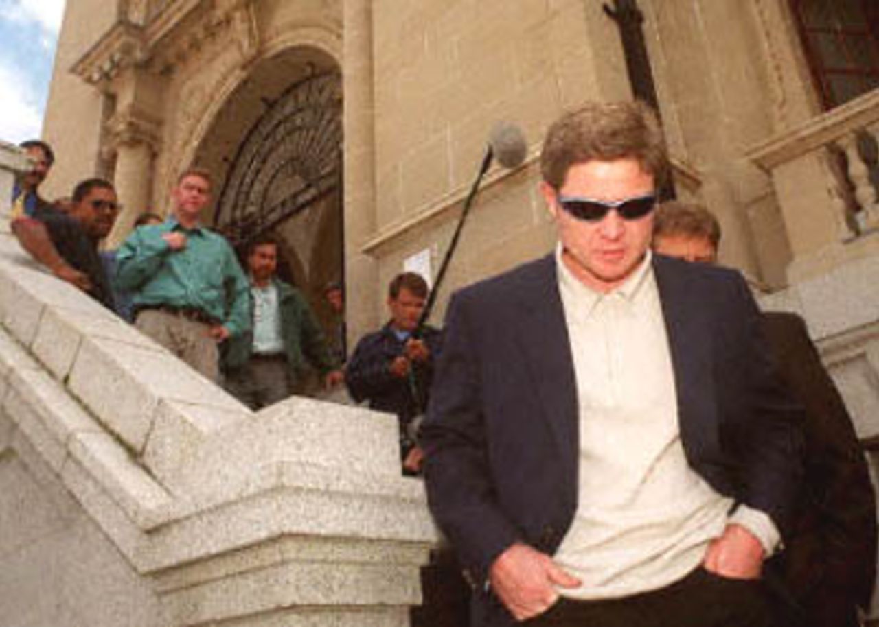 South African cricketer and national team member, Daryll Cullinan, leaves 08 June 2000 The Home of the Book in Cape Town, the venue for the King Commission, which is investigating irregularities in South african cricket, in particular accusations of match-fixing and accepting bribes against former teammate and South african cricket captain, Hansie Cronje. Cronje is one of 49 witnesses, who was called to testify 08 June 2000 before the commission.
