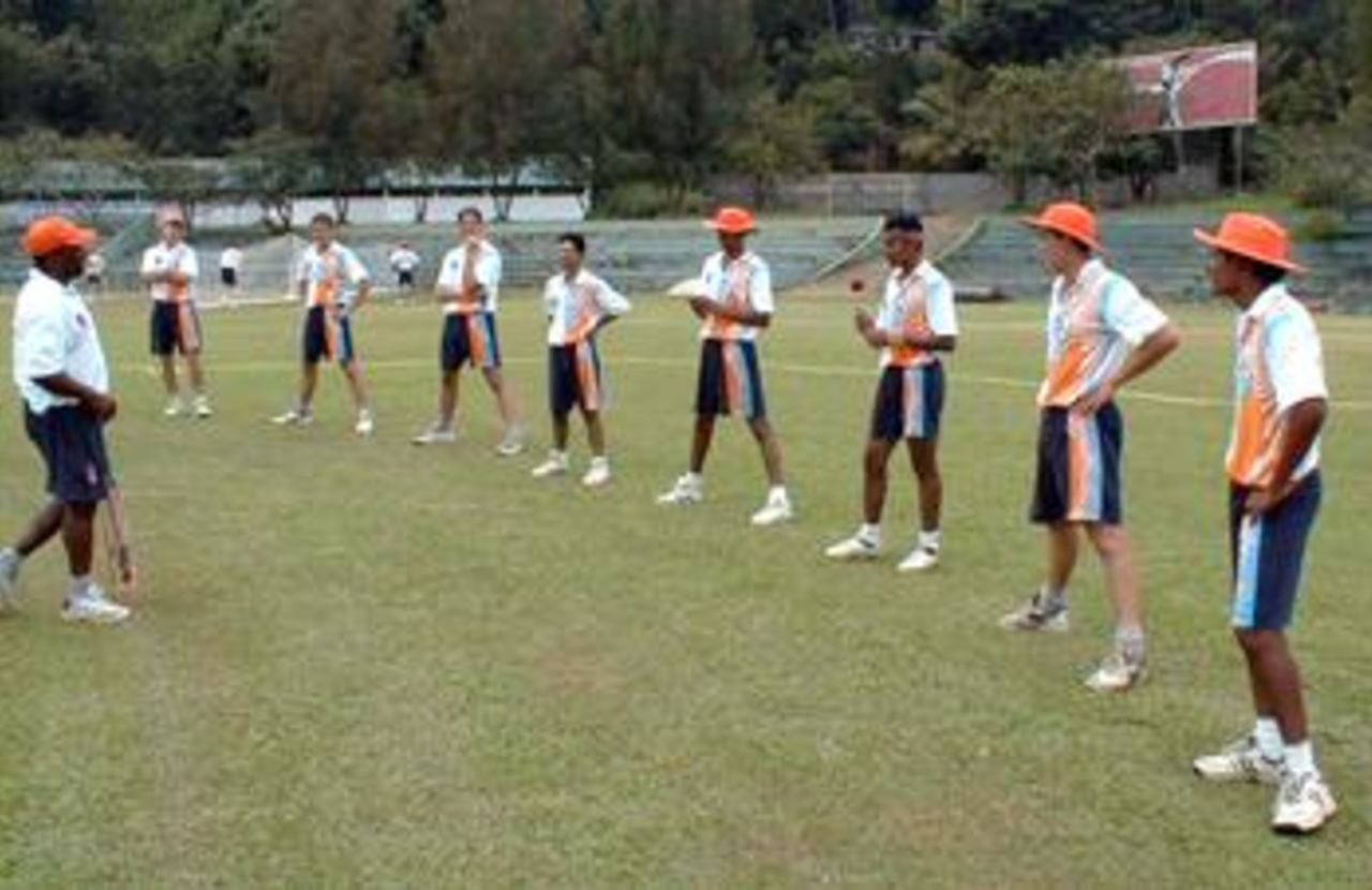 The Dutch team practicing, Under 19 World Cup, Sri Lanka 2000