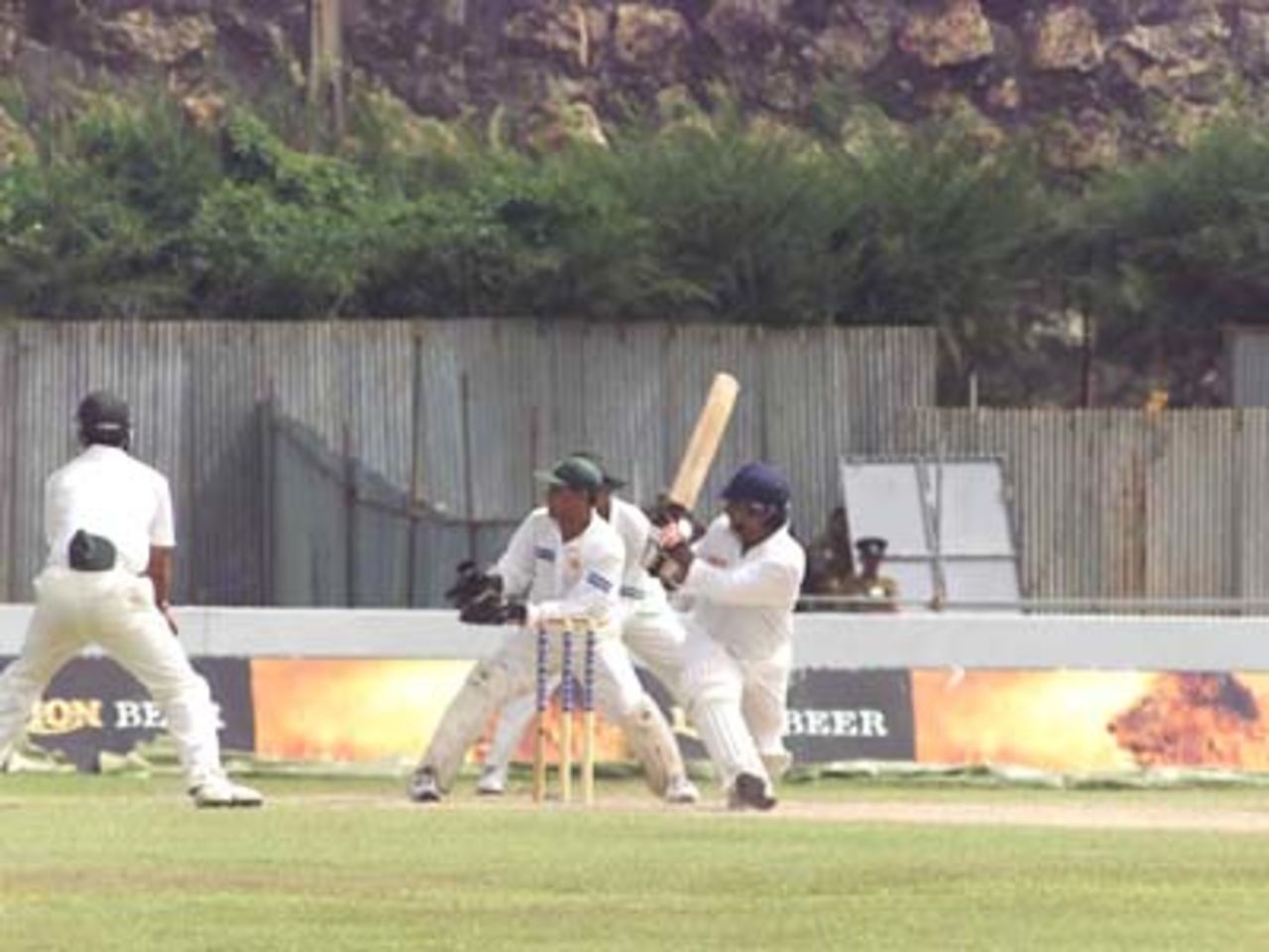 Ranatunga sweeps to square of the wicket, Pakistan v Sri Lanka, 2nd Test at Galle, 21-25 June 2000