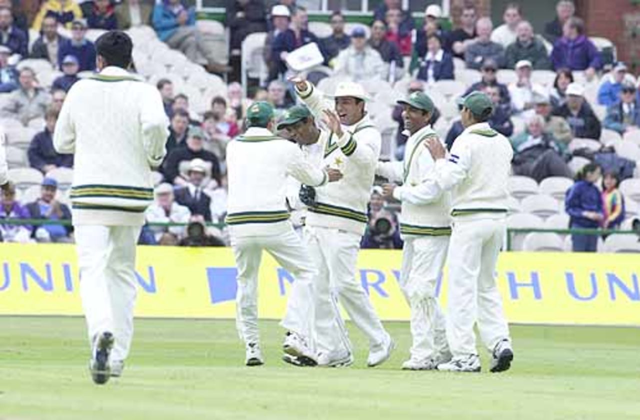 England v Pakistan 2nd npower Test, Manchester , 31 May-4 June 2001