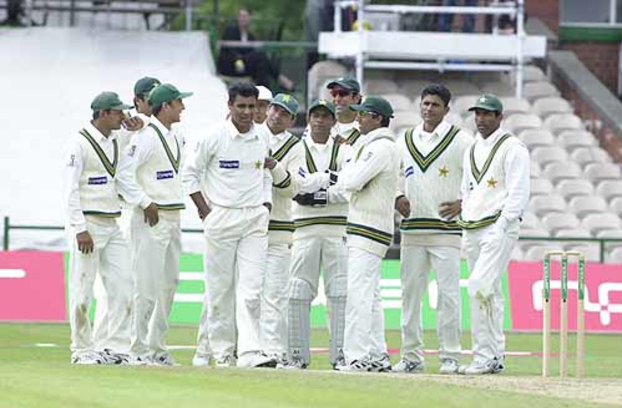 England v Pakistan 2nd npower Test, Manchester , 31 May-4 June 2001