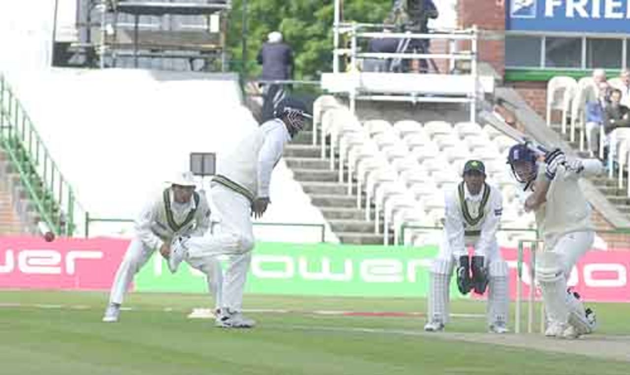 England v Pakistan 2nd npower Test, Manchester , 31 May-4 June 2001