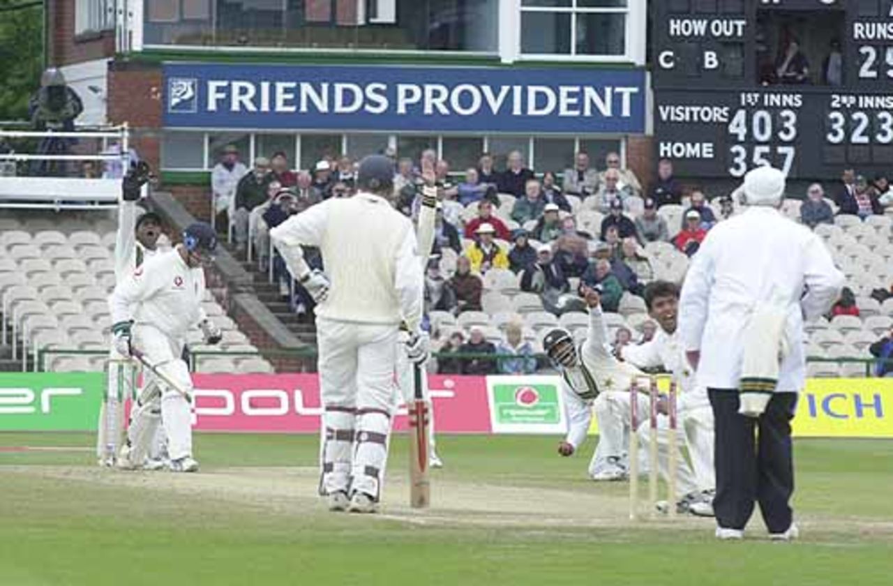 England v Pakistan 2nd npower Test, Manchester , 31 May-4 June 2001