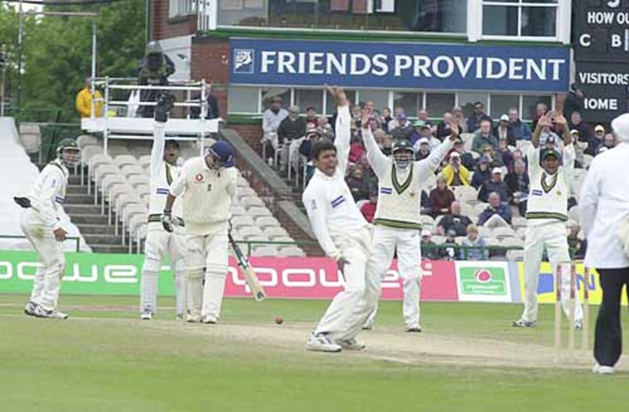 England v Pakistan 2nd npower Test, Manchester , 31 May-4 June 2001
