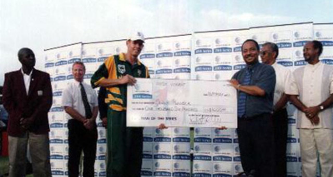 Pollock receiving the cheque for Man of the Series, 7th ODI West Indies v South Africa, at Arnos Vale Ground, Kingstown, St Vincent, 16 May 2001