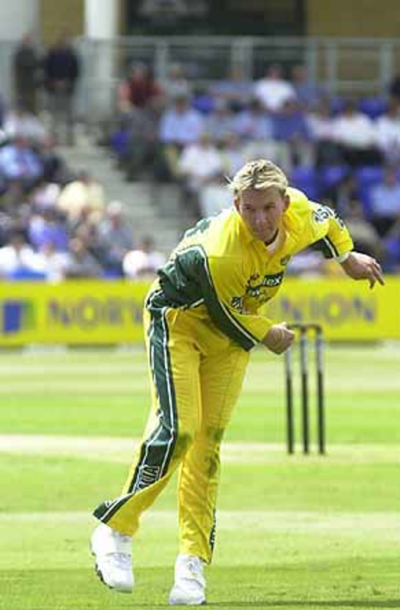 Australia v Pakistan, NatWest Series 2001, 2nd Match, 9 June 2001, Cardiff