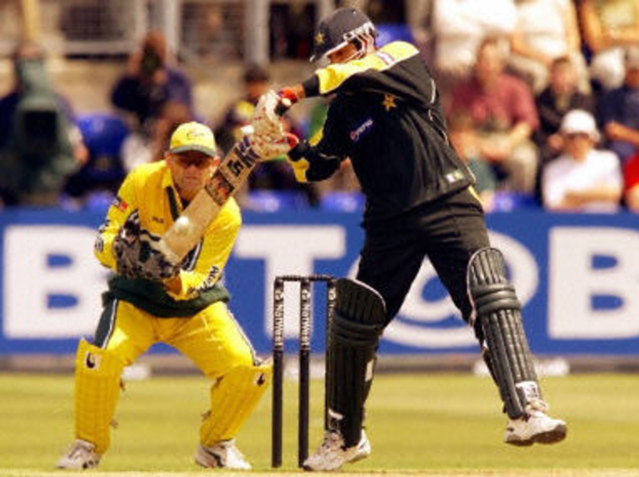 Yousuf Youhana cuts a ball as Adam Gilchrist looks on, 2nd ODI at Cardiff, 9 June 2001