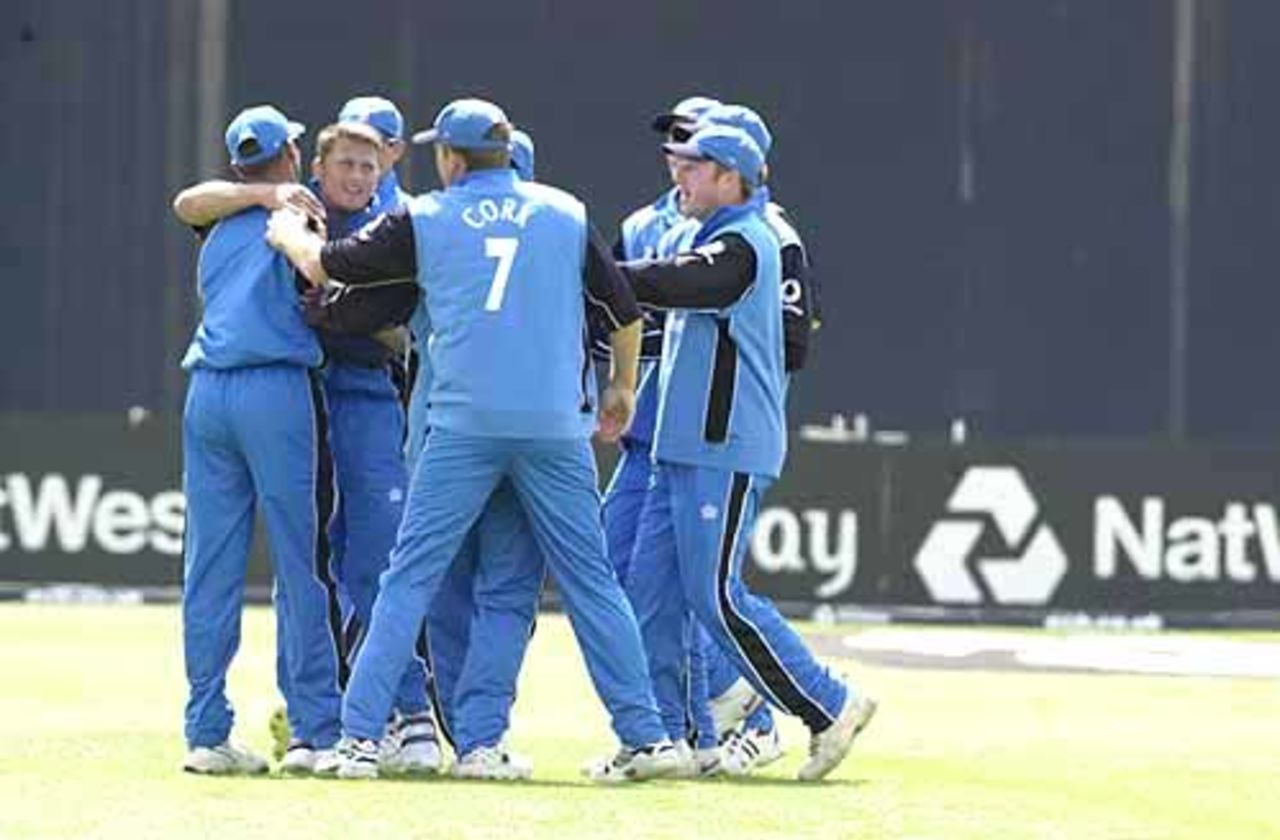 Australia v England, NatWest Series 2001, 3rd Match, 10 June 2001, Bristol