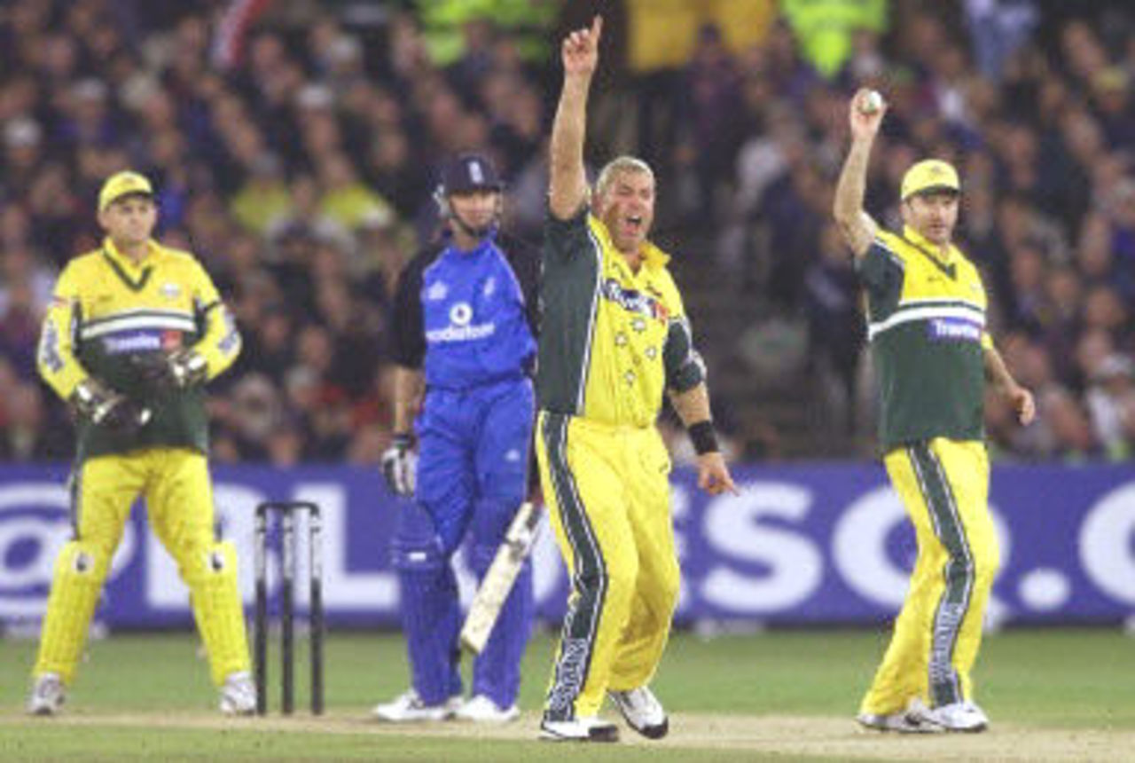 Shane Warne appeals with teammates Steve Waugh and Adam Gilhrist for a decision against Dominic Cork, 5th ODI at Old Trafford,14 June 2001.