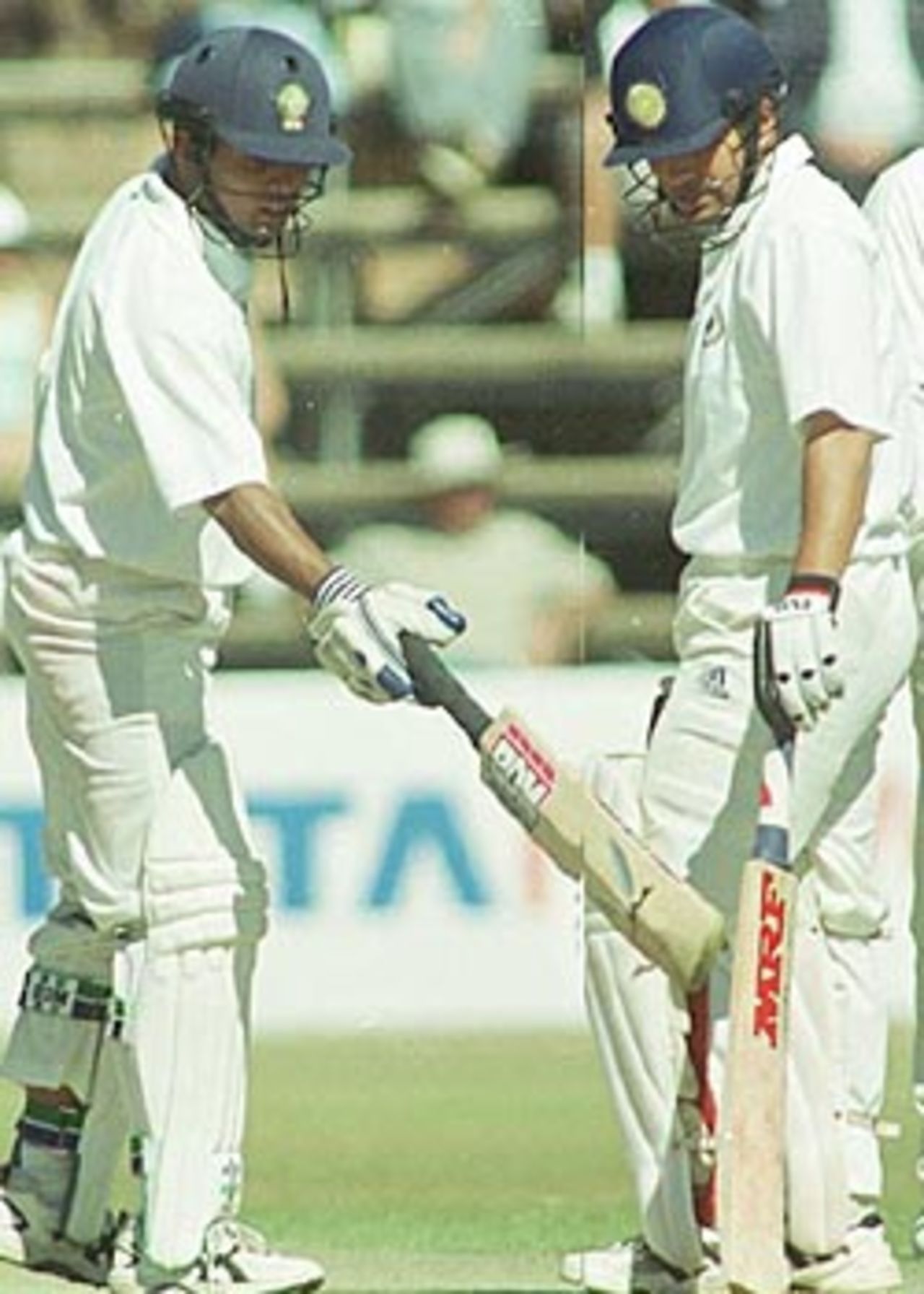 17 June 2001: India in Zimbabwe 2001,  2nd Test,  Zimbabwe v India, Harare Sports Club, 15-19 June 2001, (Day 3)