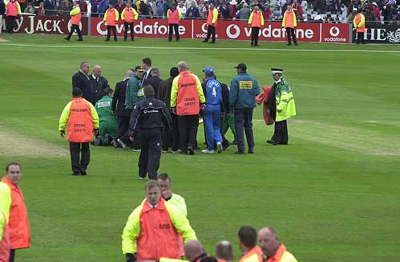 England v Pakistan, NatWest Series 2001, 7th Match, 17 June 2001, Leeds