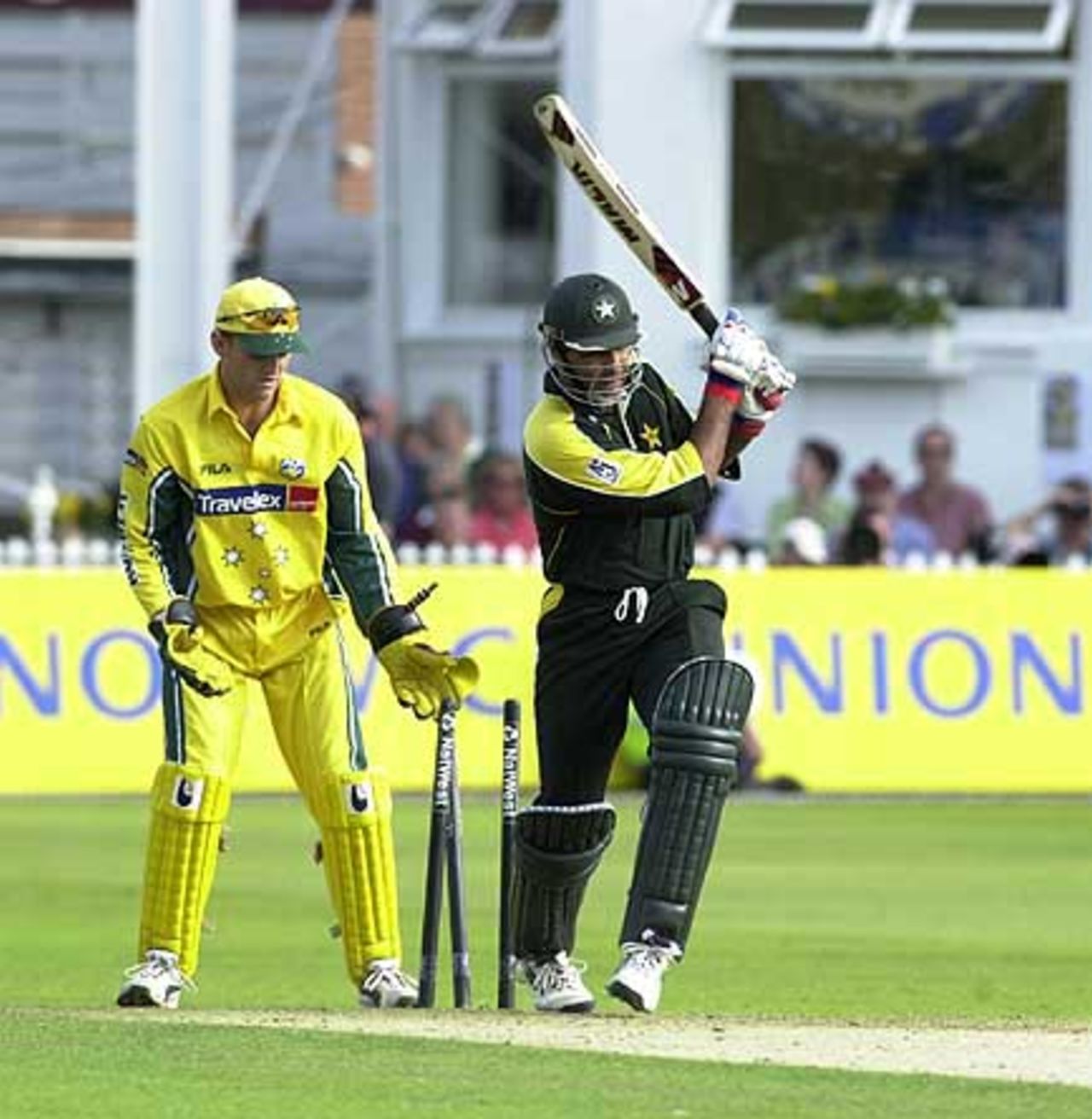 Australia v Pakistan, NatWest Series 2001, 8th Match, 19 June 2001, Nottingham