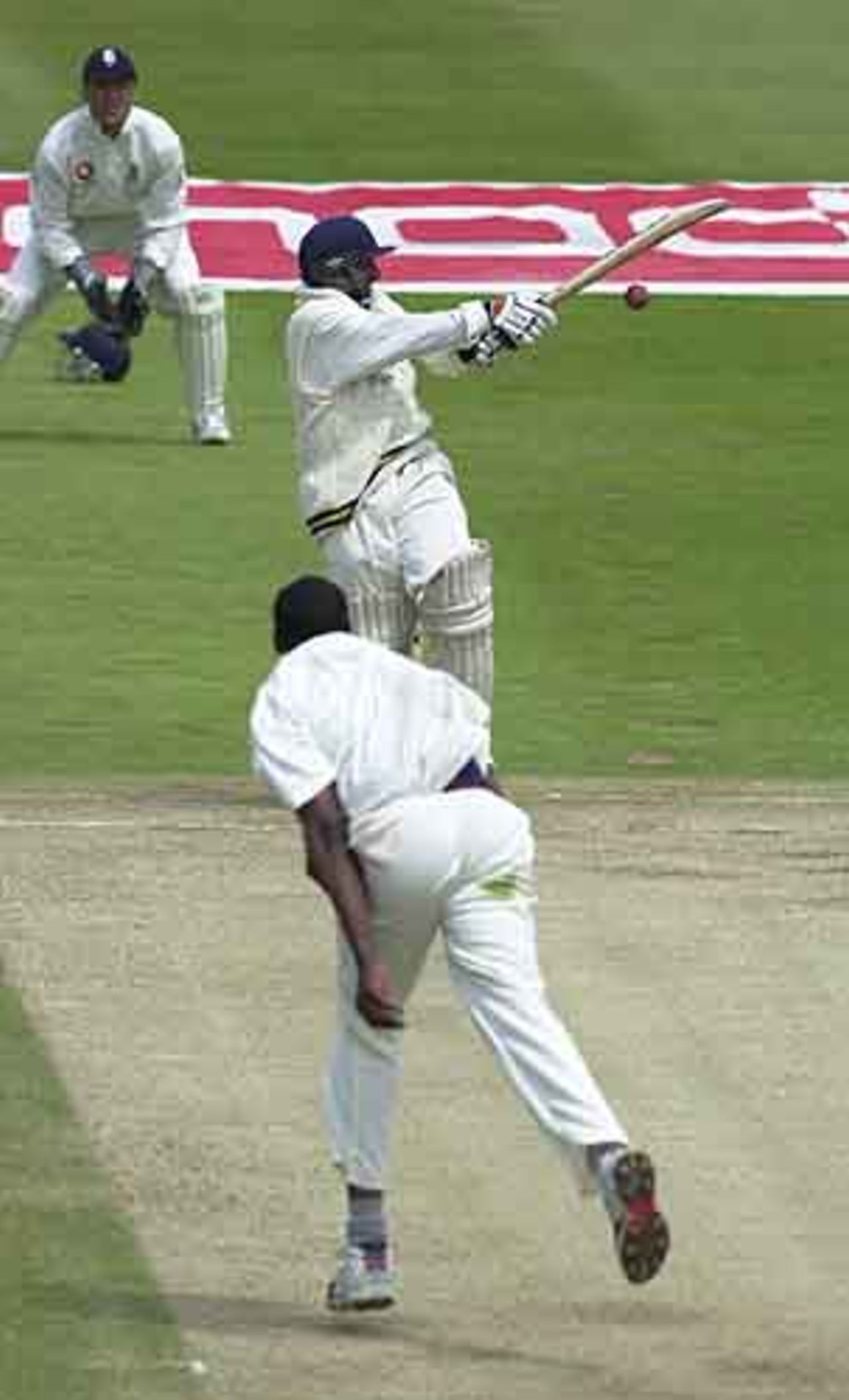 De Silva pulls Alex Tudor for 4, England v Sri Lanka, second Test, Edgbaston 2002