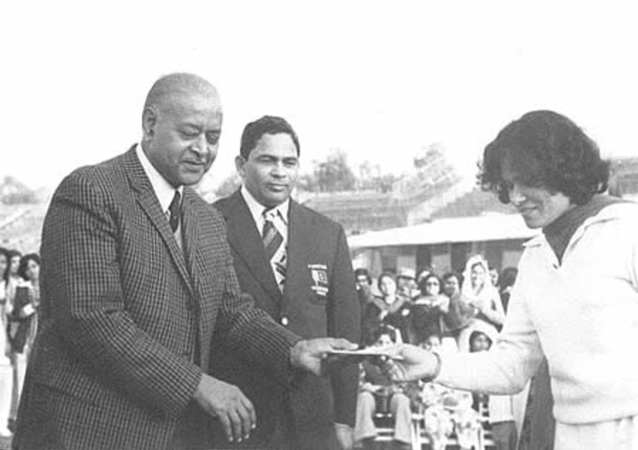 Saqib Wain, the first women cricketer to hit a 'six' at Gaddafi Stadium, Lahore