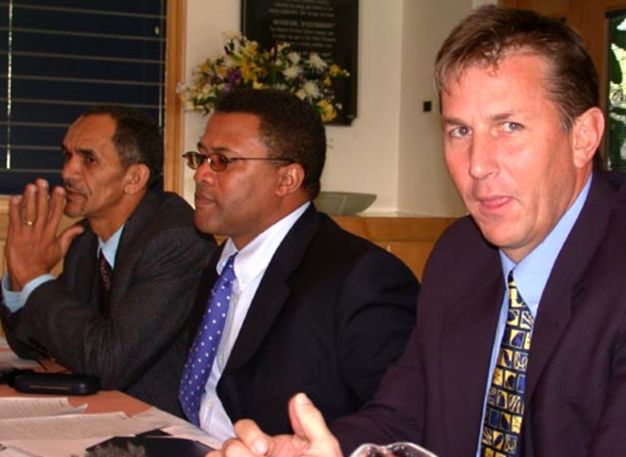 New SA coach Eric Simons with UCB CE Gerald Majola and selection convenor Omar Henry