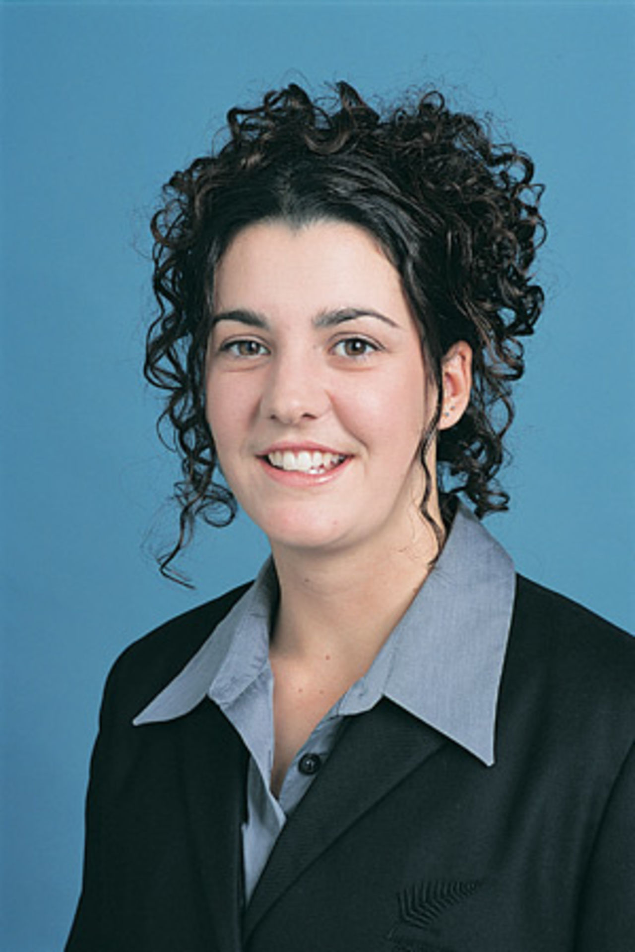 Portrait of Louise Milliken - New Zealand women's player in the 2002 season.