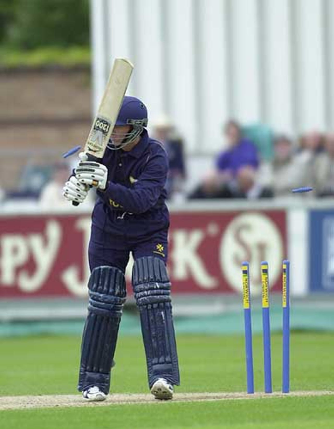Durham opener Gary Pratt is bowled by Matt Mason for 16, Durham v Worcs, NUL 16 Jun 2002