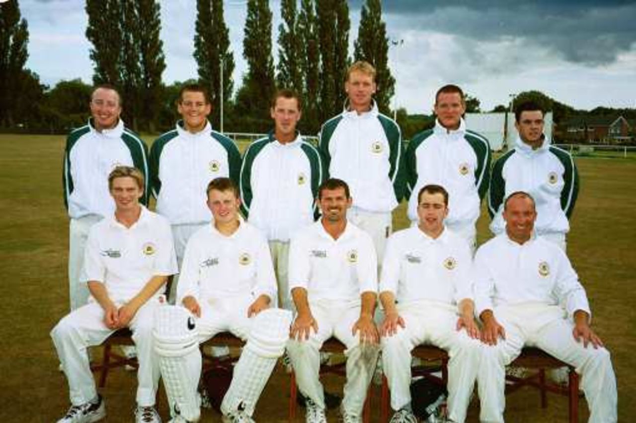 Team standing l/r - John Shepherd, Mark Boston, James Hibberd, Glen Motschall, James Rose, Allan Hurst, Mark Archer<br>seated l/r - Jeremy Goode, Stuart Bailey, Tom Pegler, Paul Draper, Clive Surry
