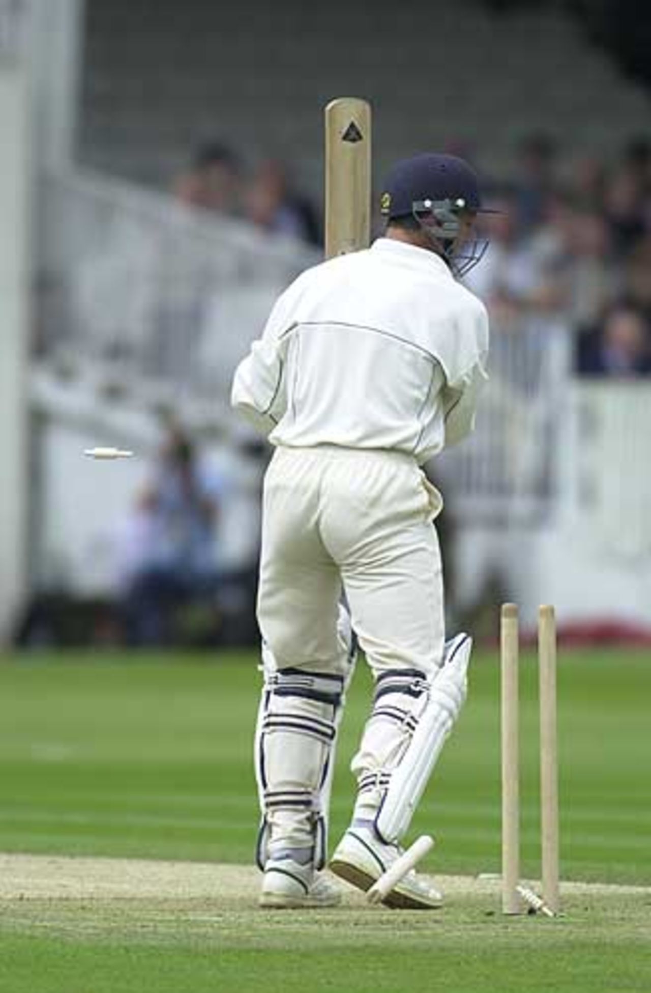John Stephenson is clean bowled for nought, first ball, by Neil Carter, Essex v Warwickshire, B and H Cup Final, Lord's, 22 June 2002