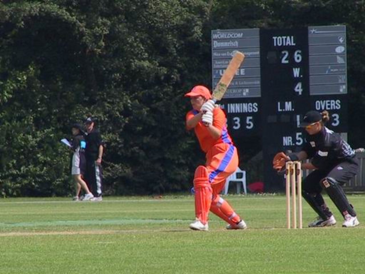 Kirsten Zorab batting against New Zealand, 26 June 2002