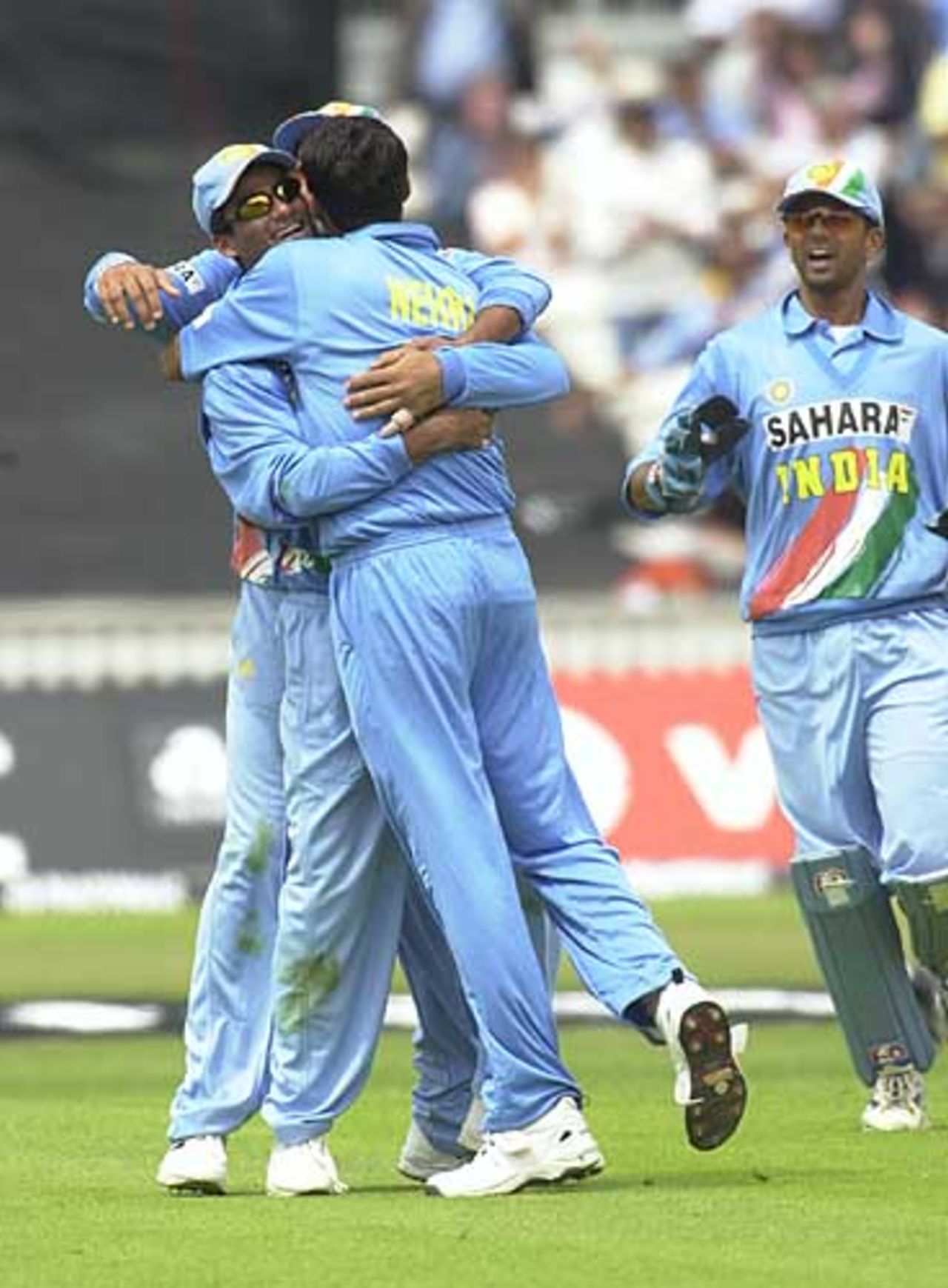 Nehra and Kaif combine after they have dismissed Chandana, India v Sri Lanka, NatWest Series, The Oval, 30 Jun 2002