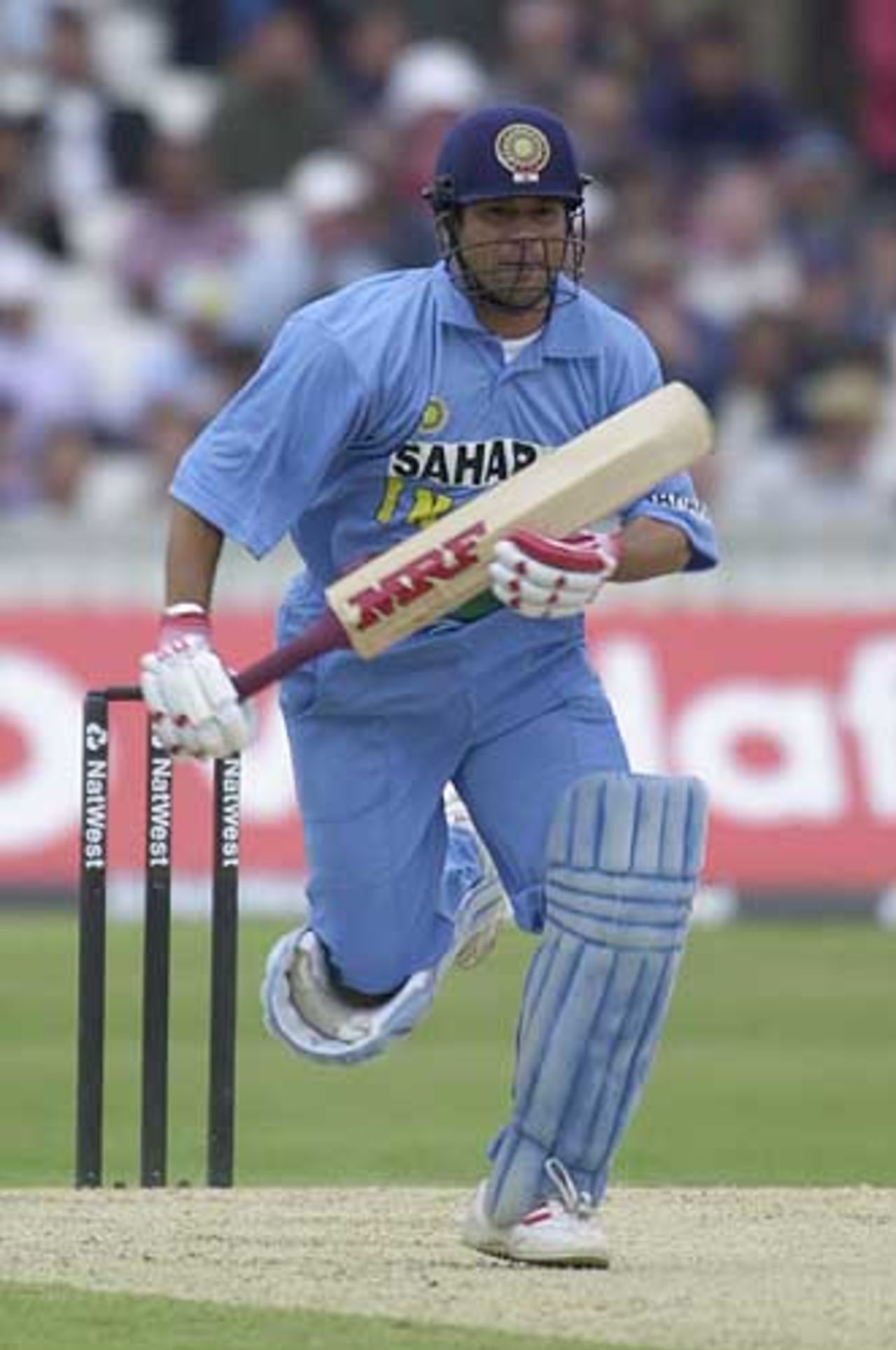 Tendulkar dashes for a quick single in the partnership with Mongia, India v Sri Lanka, NatWest Series, The Oval, 30 Jun 2002