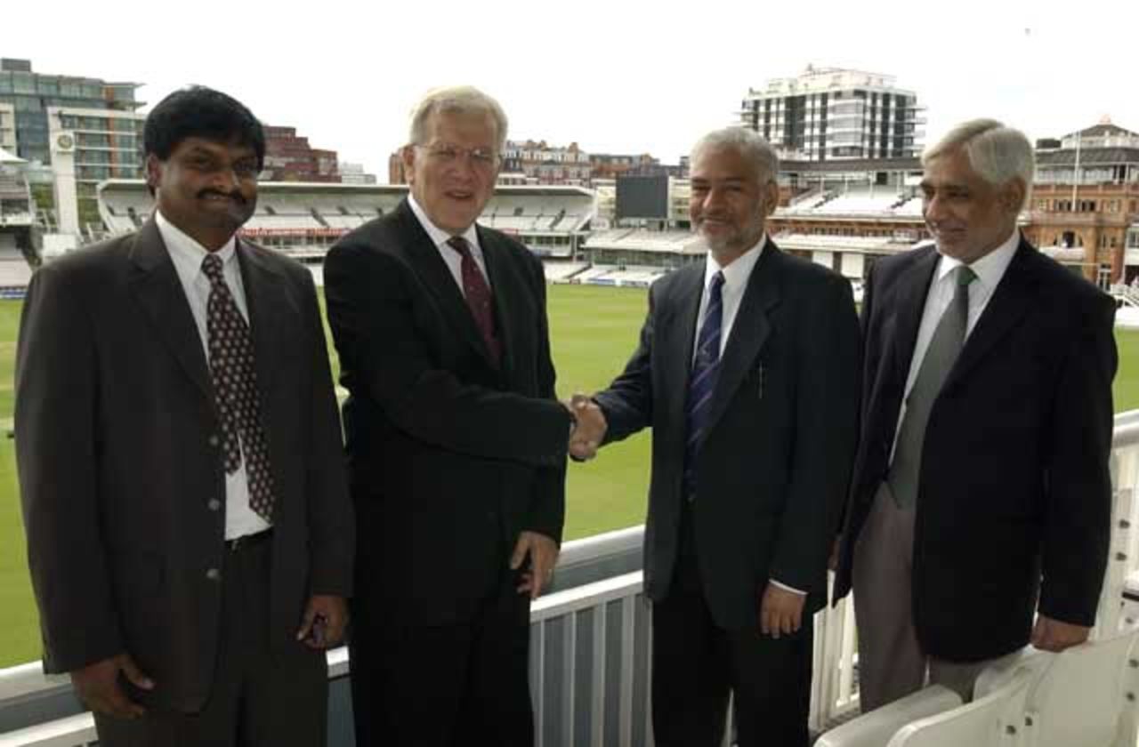 Malcolm Speed with AJ Sports Directors Iftekhar Rahman, Ali Anwar Jafri and S I Haider.