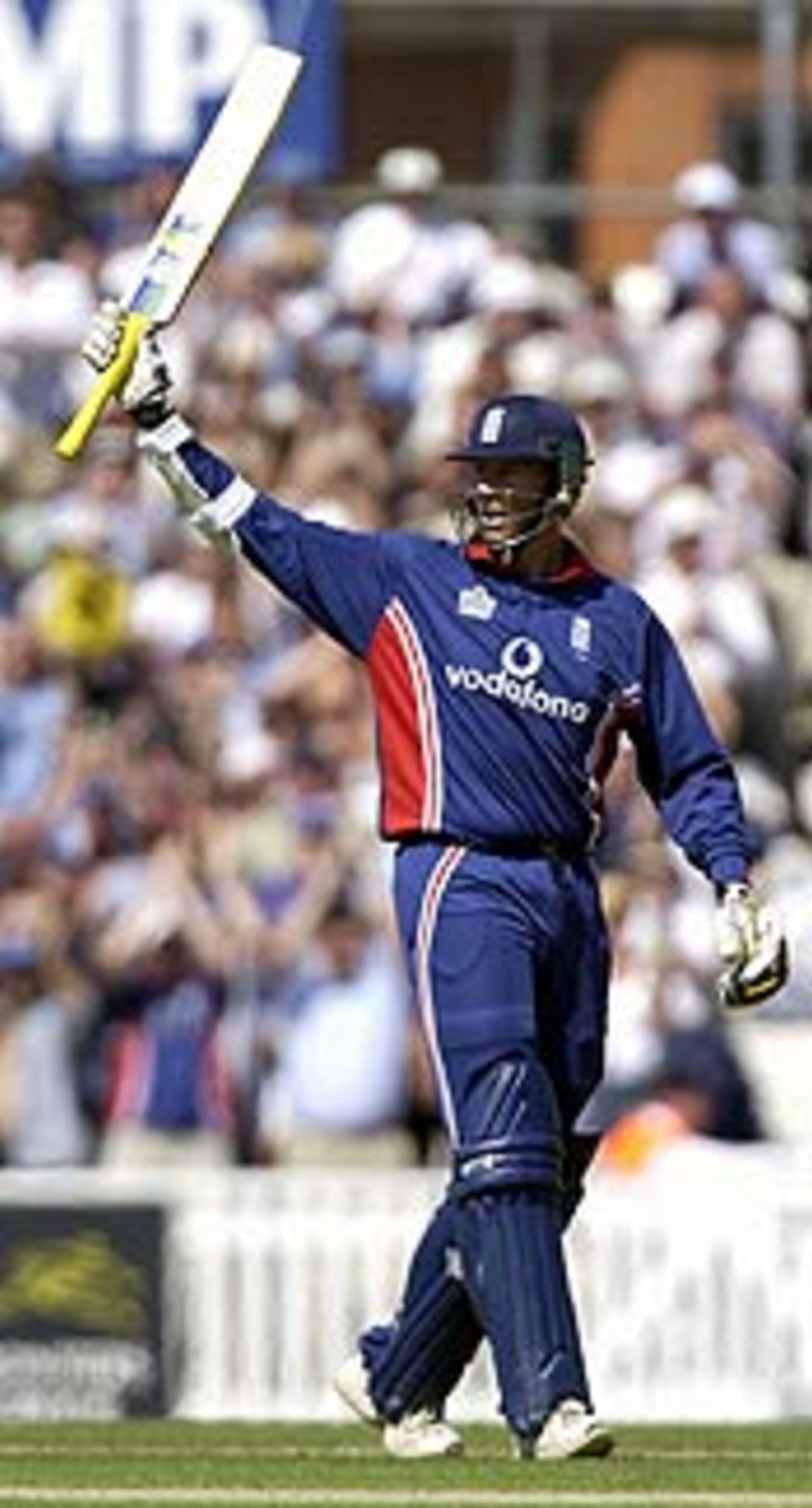 Marcus Trecothick reaches his fifty, England v Pakistan, June 20, 2003