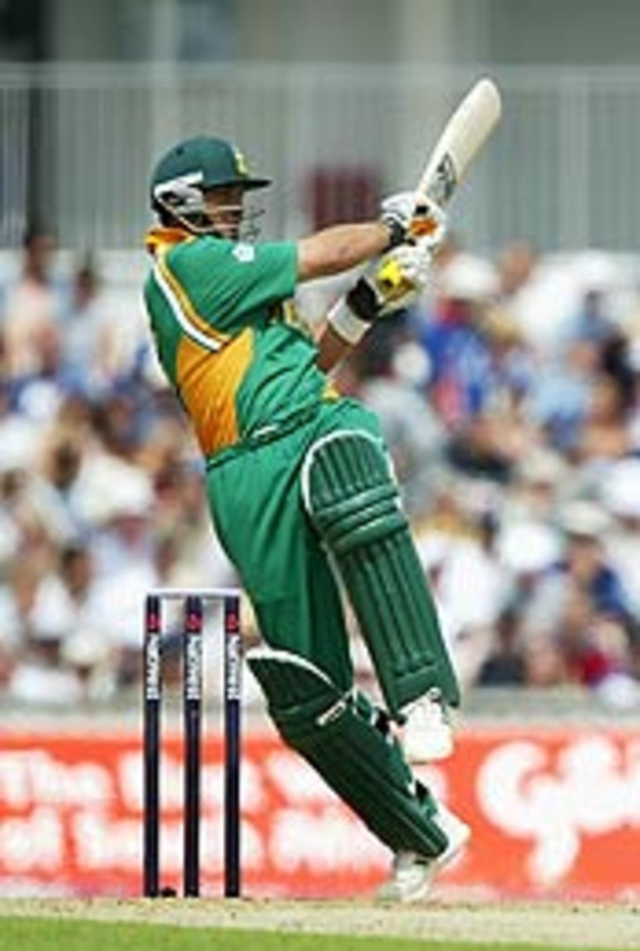 Jacques Kallis hooks on his way to 107, England v South Africa, The Oval, June 28, 2003