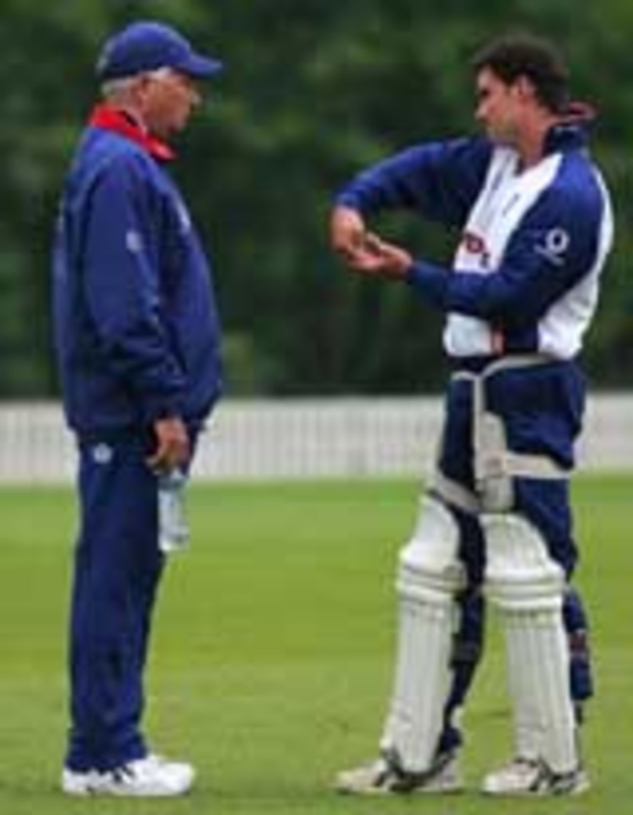 Andrew Strauss chats with Duncan Fletcher, Leeds, June 1, 2004