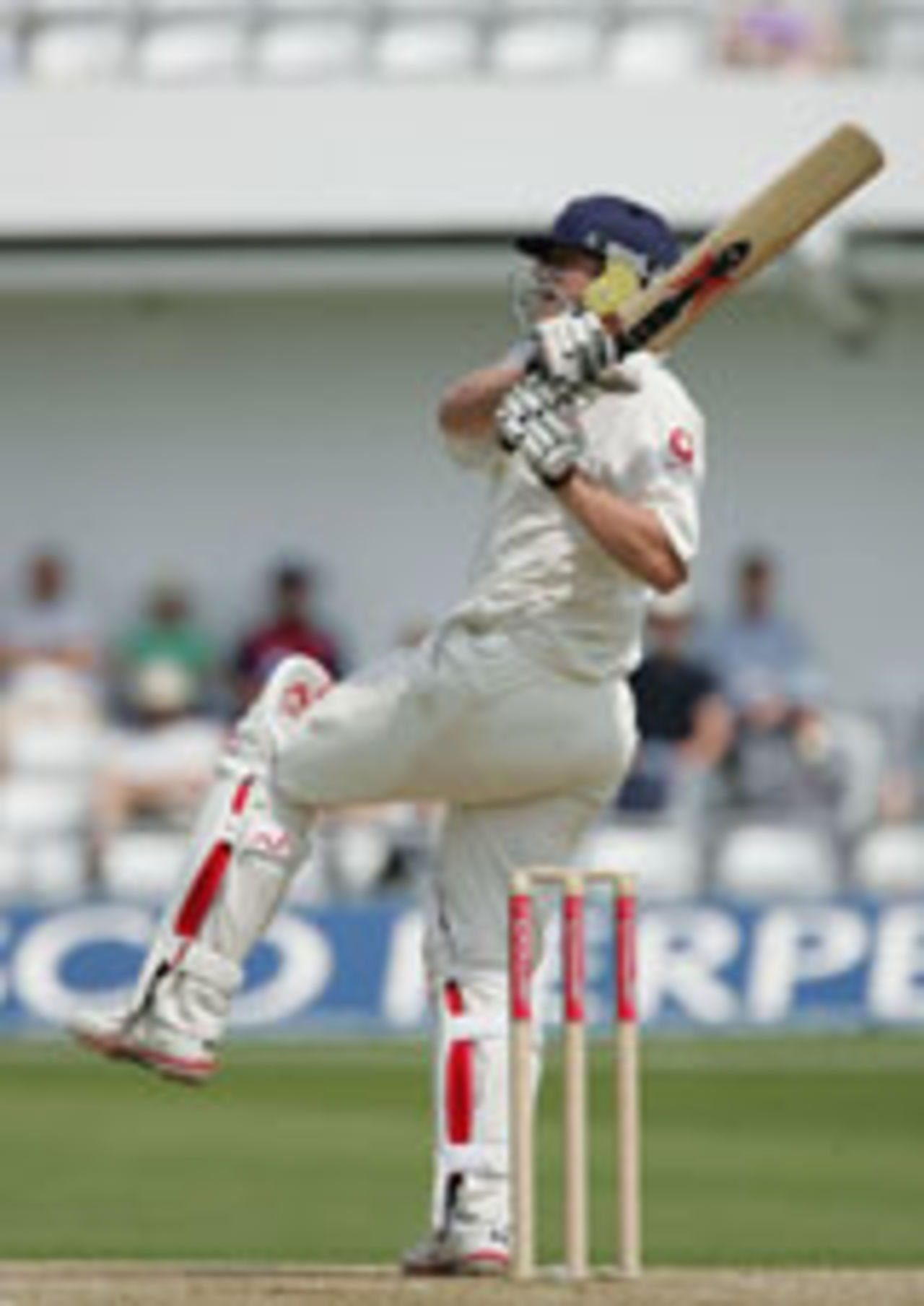 Andrew Flintoff in the attack, England v New Zealand, 2nd Test, Headingley, June 6, 2004