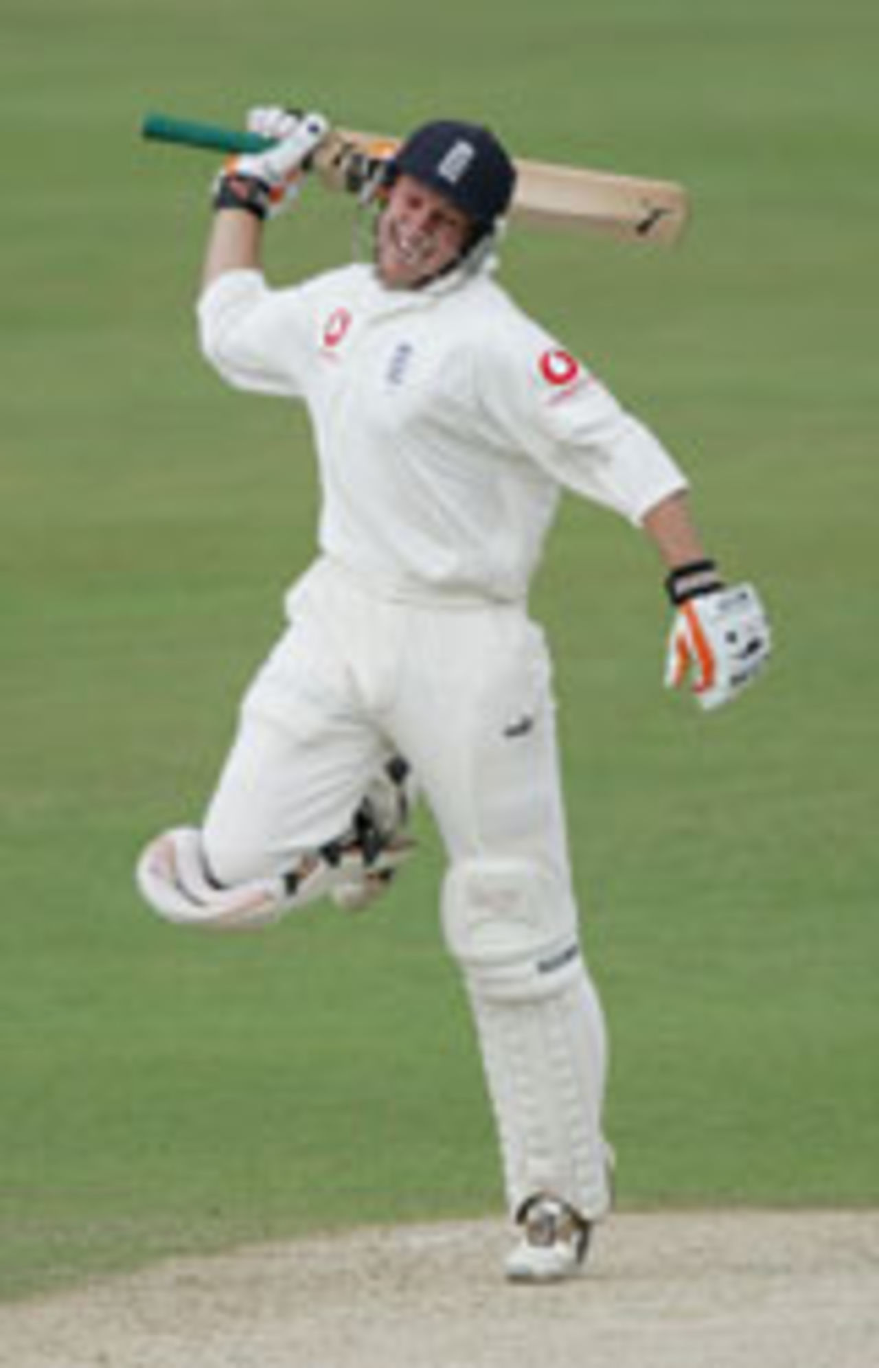 Geraint Jones dancing in deight, England v New Zealand, 2nd Test, Headingley, June 6, 2004