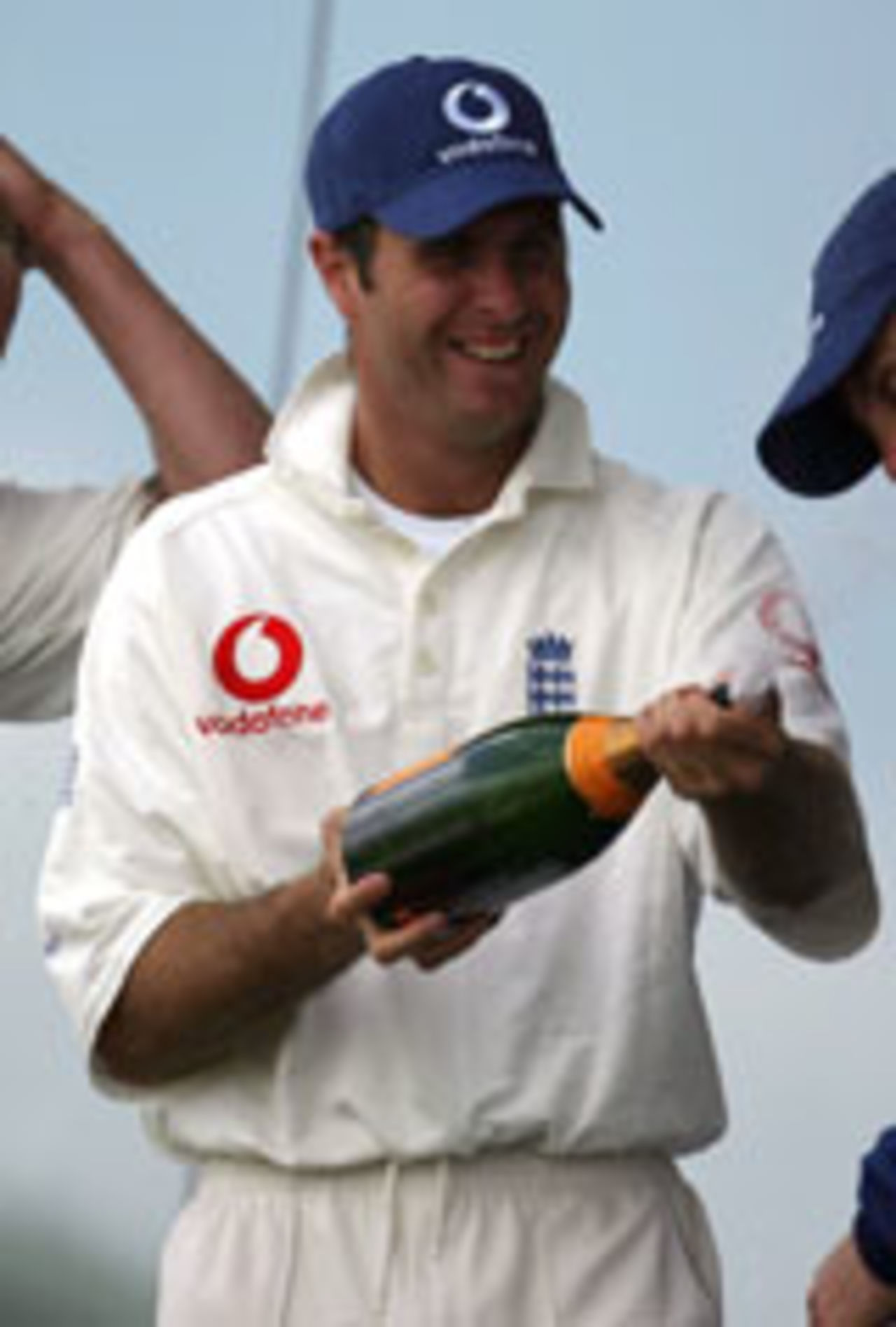 Michael Vaughan cracks open the bubbly, England v New Zealand, 2nd Test, Headingley, June 7, 2004
