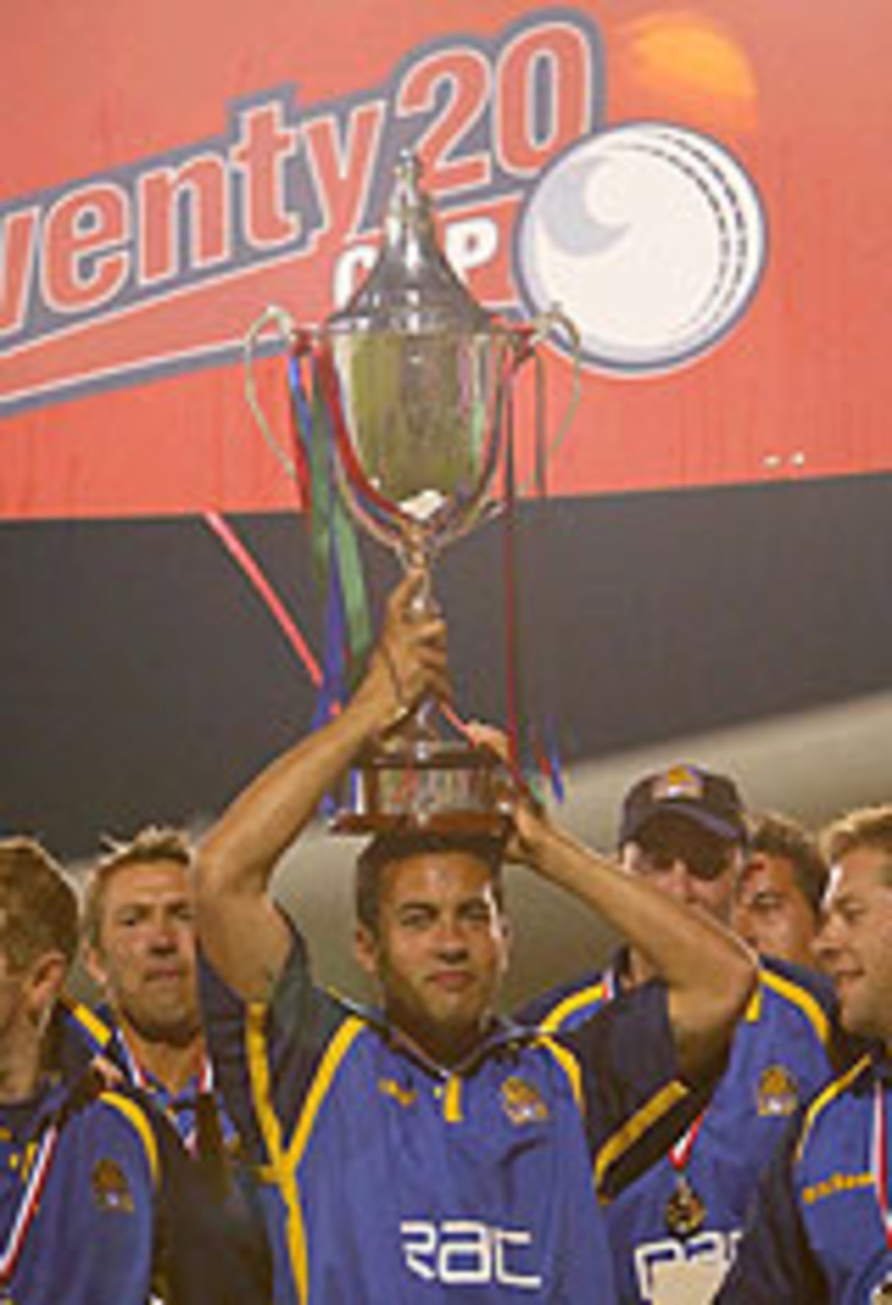 Adam Hollioake with the Twenty20 Cup