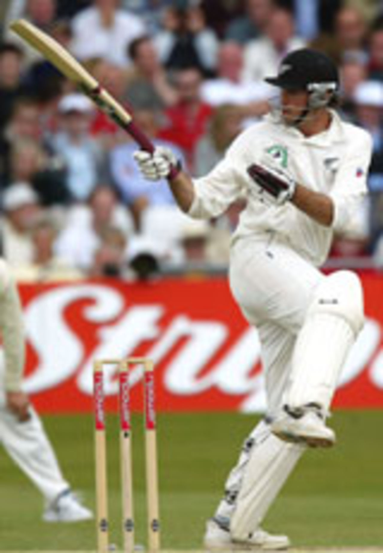 Fleming plays a one-handed pull, England v New Zealand, 3rd Test, Trent Bridge, 12 June 2004