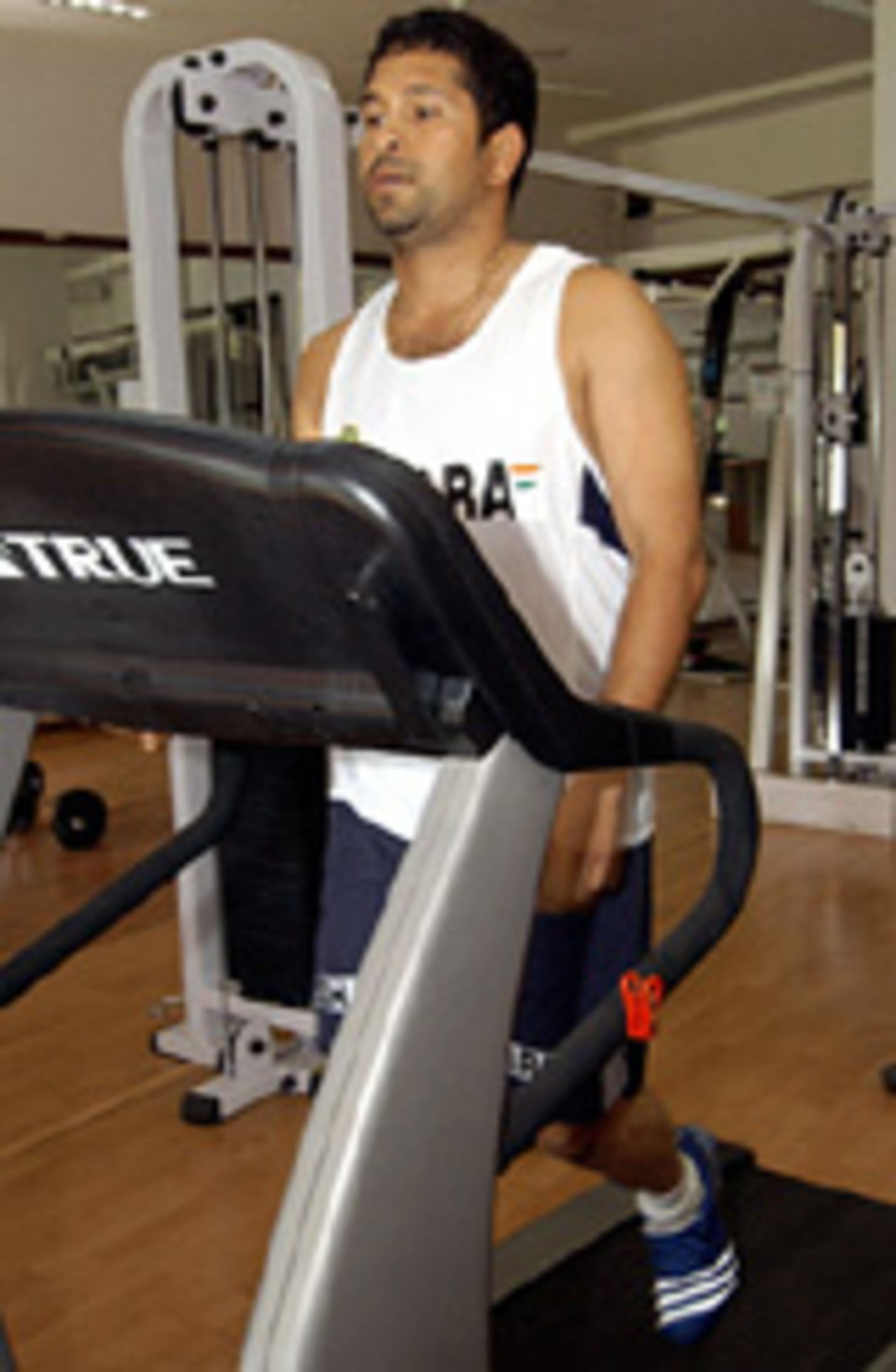 Sachin Tendulkar trains during the afternoon session of the second day of a combined fitness camp at the National Cricket Academy in Bangalore, June 14, 2004