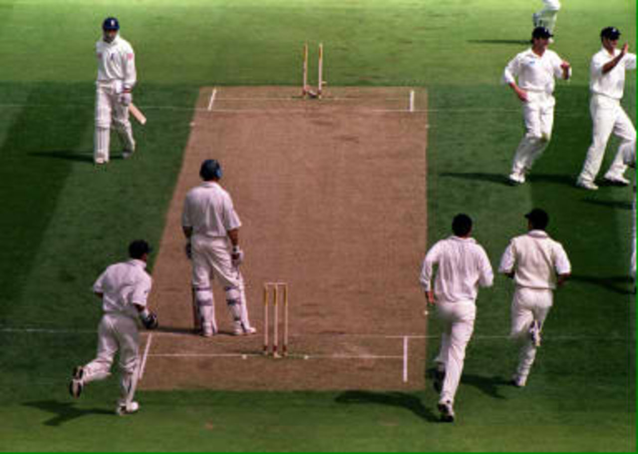New Zealand celebrate after Mark Butcher is run out New Zealand in England, 1999, 1st Test, England v New Zealand, Edgbaston, Birmingham, 2 July 1999.