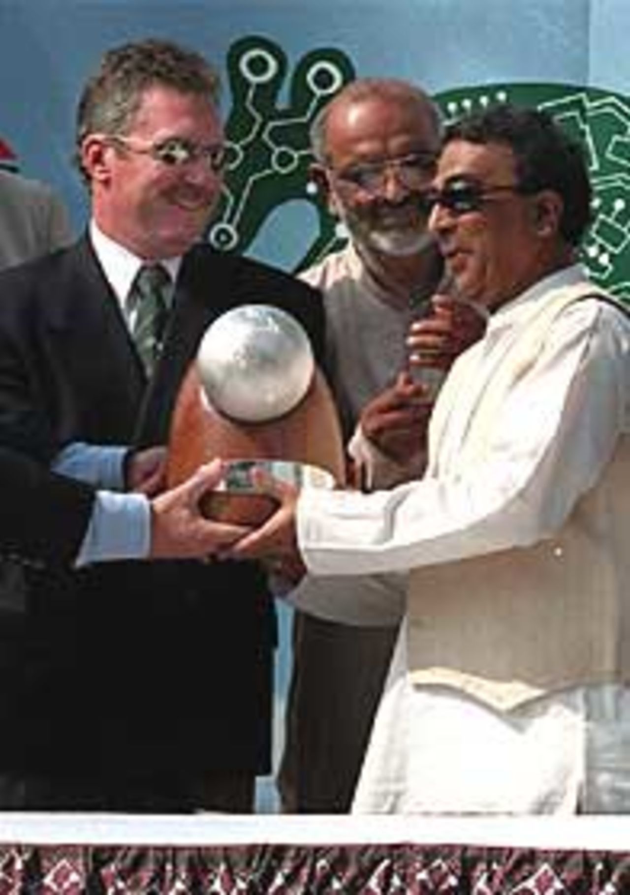 Allan Border and Sunil Gavaskar with the Border-Gavaskar Trophy, 1996